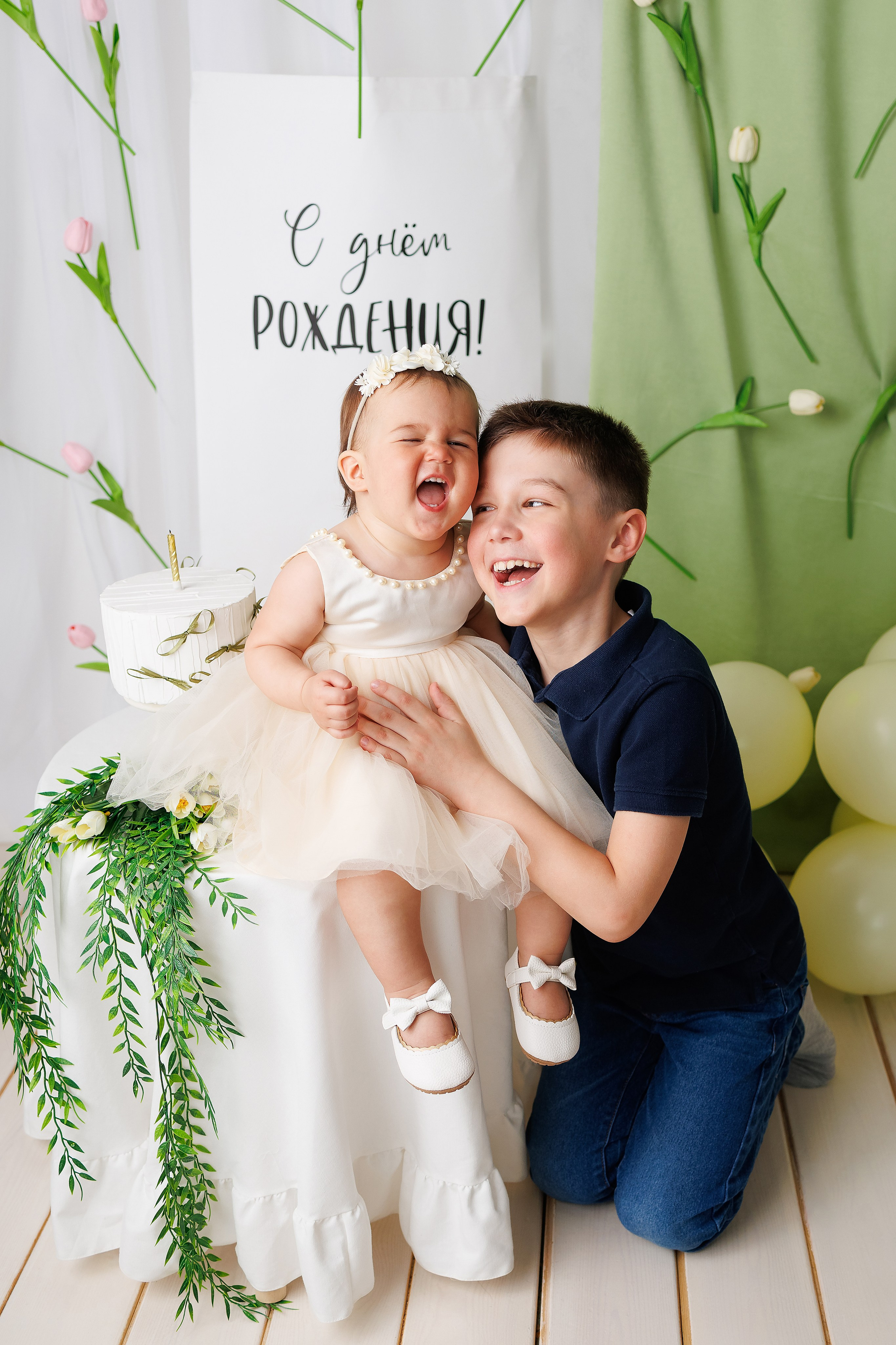 Полине 1 годик. Фотограф новорожденный малышей Новосибирск