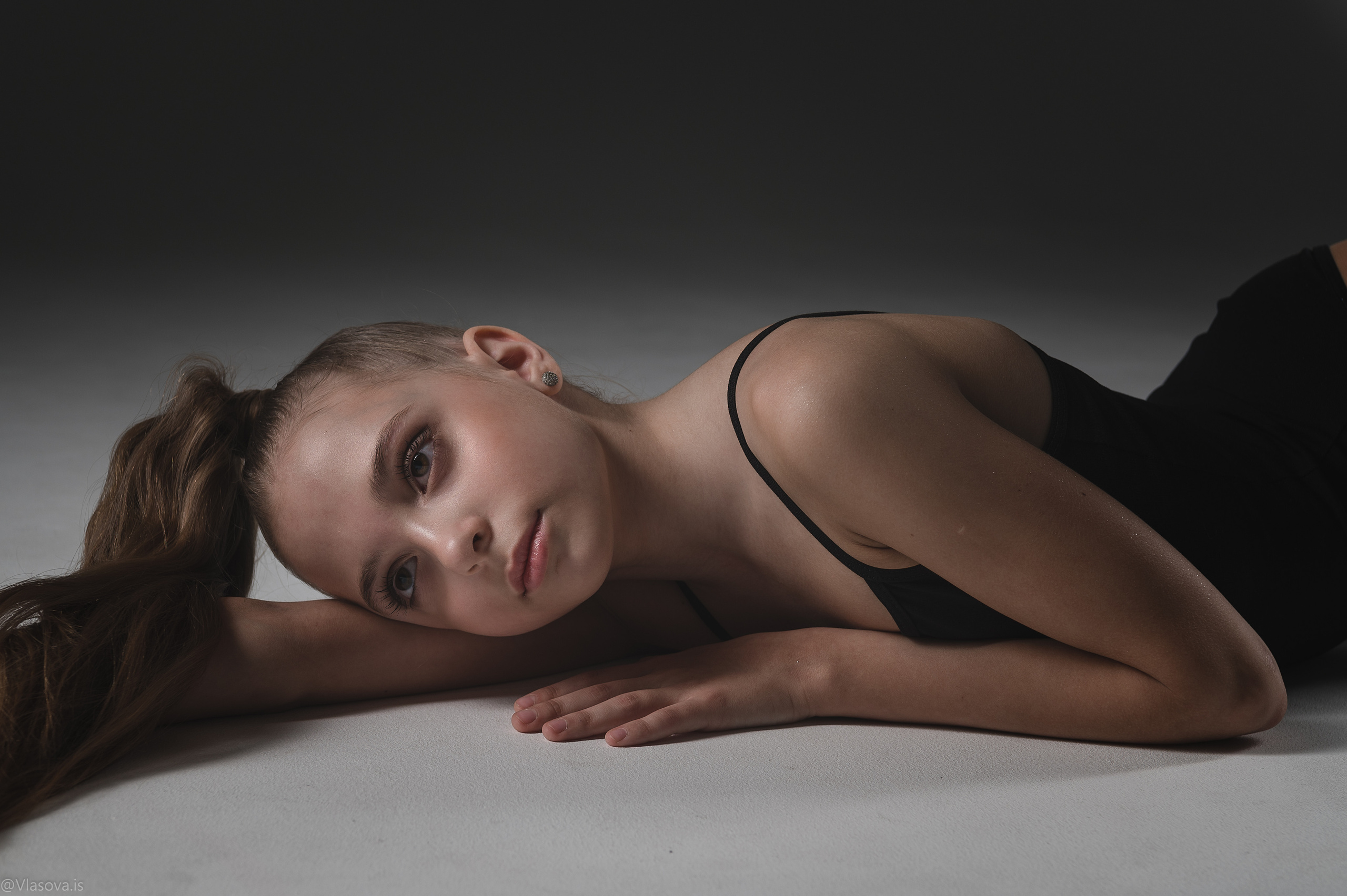 Девичий портрет яркие моменты (дети 9-11 лет). Спортивный и портретный фотограф