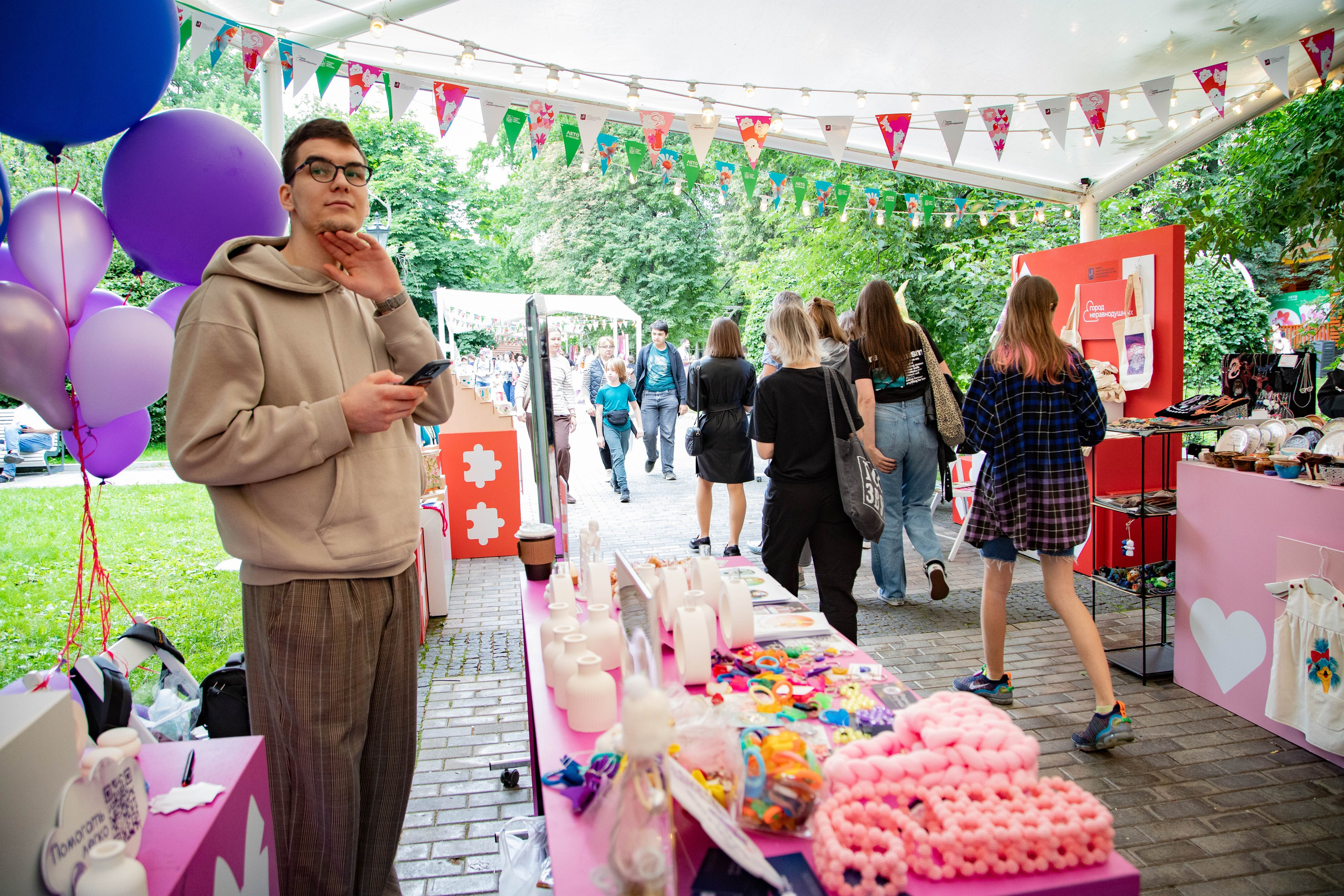 Съемка для благотворительного фонда. Женский фотограф в Москве Рина Леонтьева