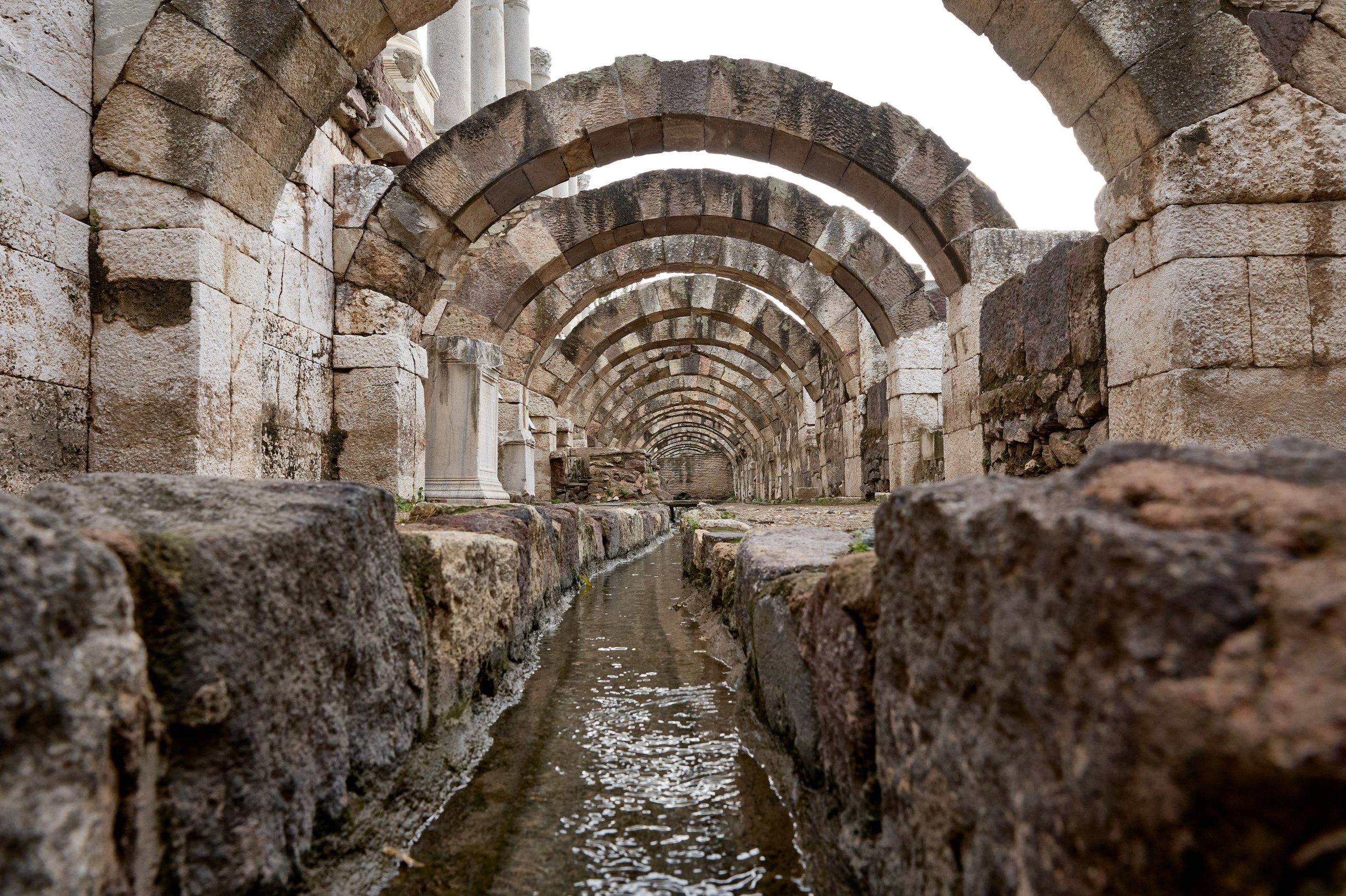 Измир. Фото департамент круизного лайнера Астория Гранде