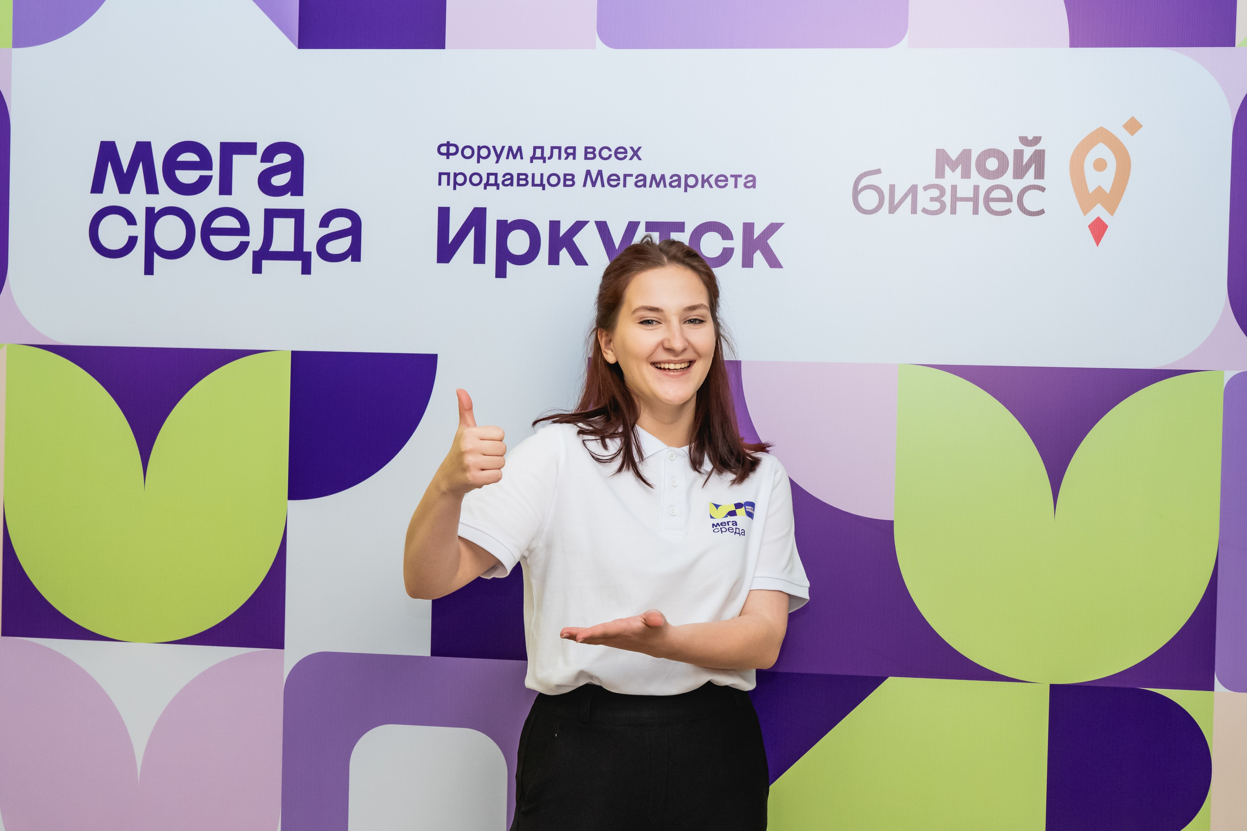 Мегасреда. Занимаюсь профессиональной фотографией и живу рядом с Байкалом. Работаю в разных жанрах