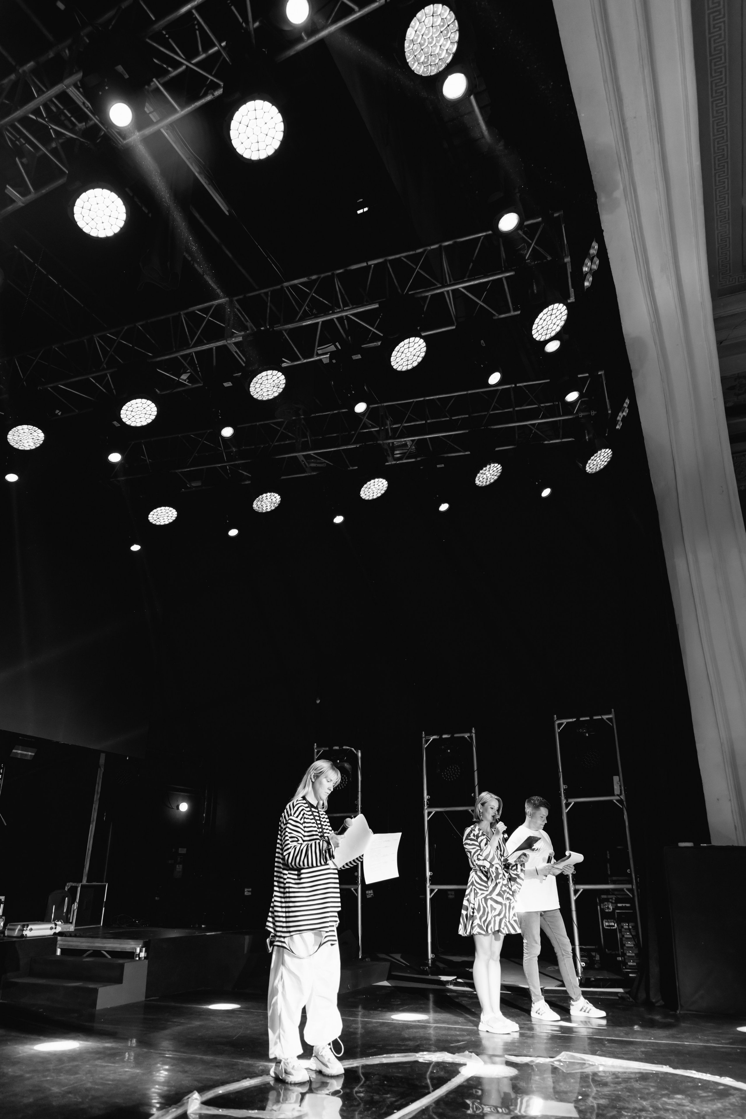 Backstage. Занимаюсь профессиональной фотографией и живу рядом с Байкалом. Работаю в разных жанрах