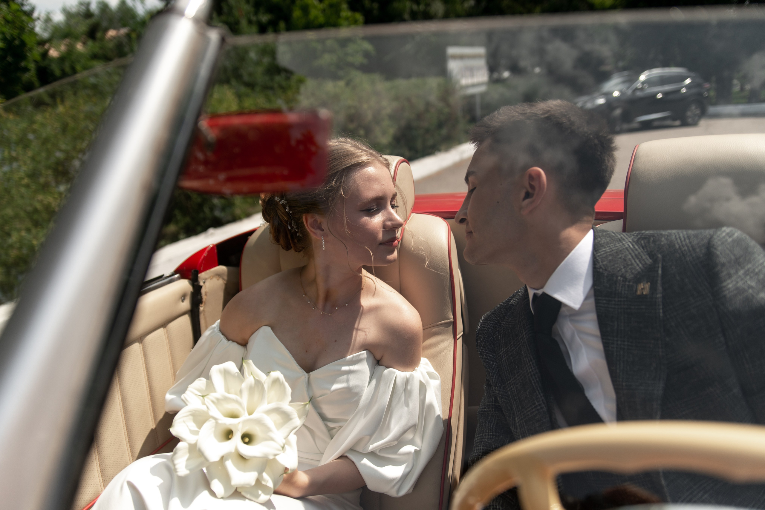 Ангелина и Евгений Загс и прогулка. Меня зовут Александр Литвинчук и я свадебный фотограф в Саратове