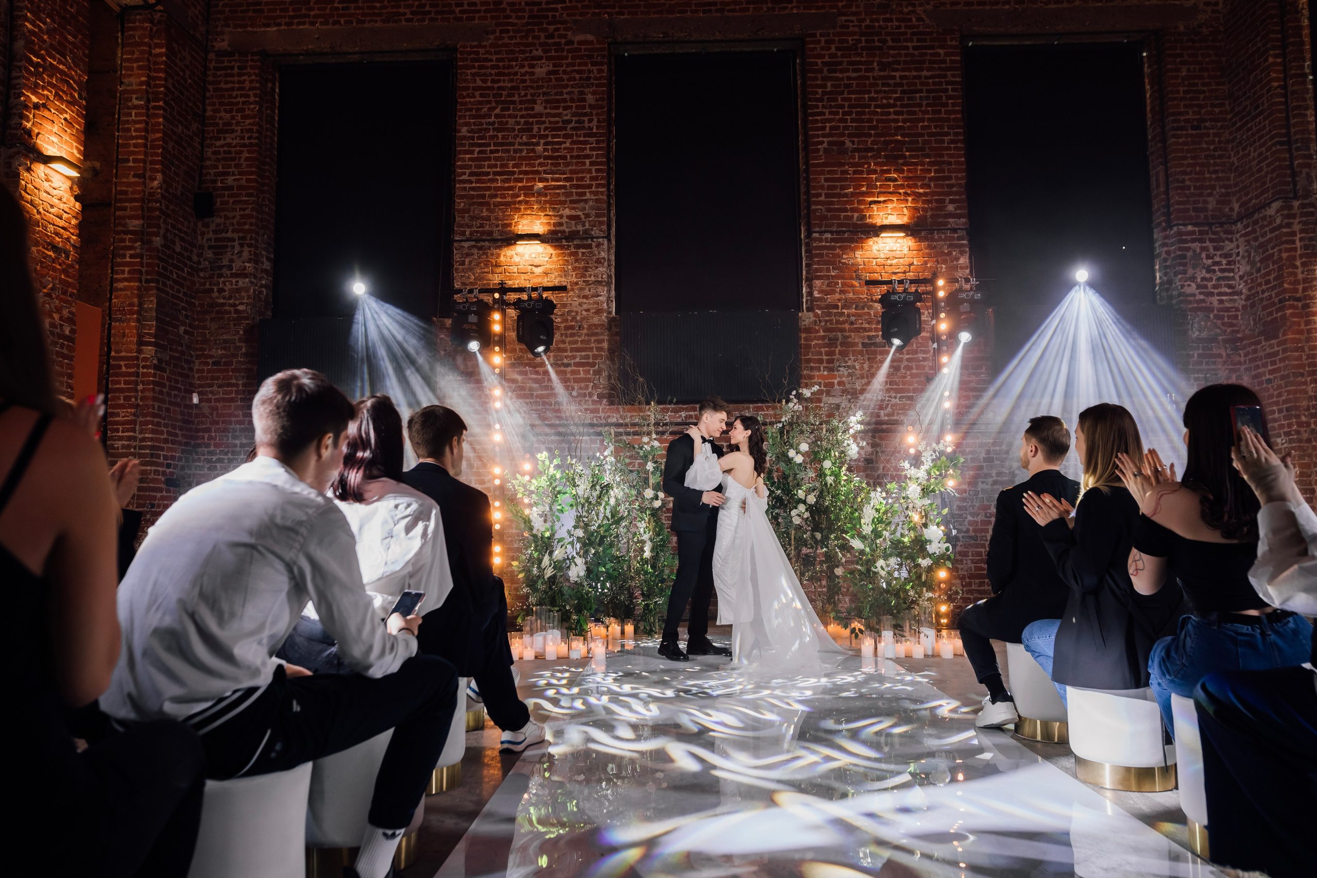 Мария и Алексей. Лофт. Свадебный и семейный фотограф в Москве Евгения Лисина