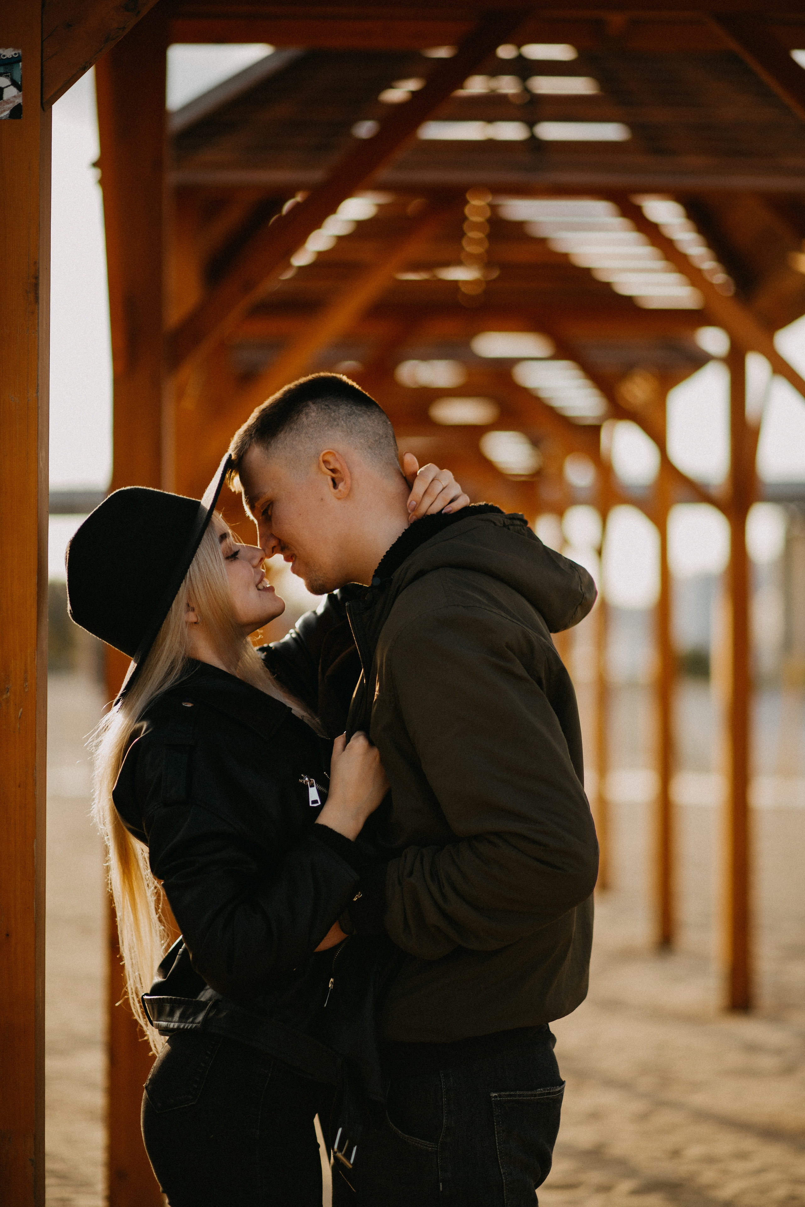 Фотосессия пары на берегу реки Ростова. Фотосессии в Ростове-на-Дону. Мария Роскошная