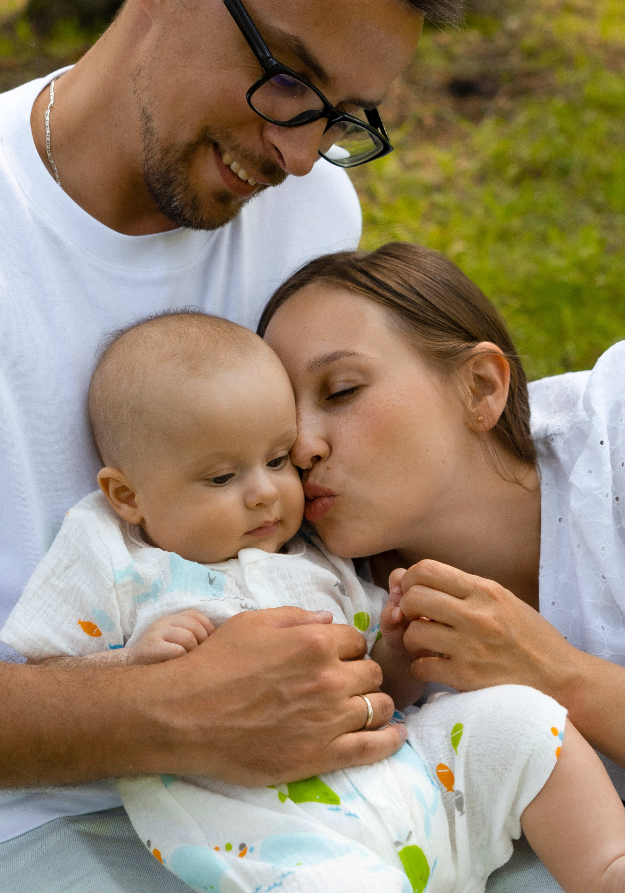 Семейная фотосессия в парке в Санкт-Петербурге для Вероники, Жени и Андрюши. Светлана Гопанюк. Портретный фотограф. Санкт-Петербург. СПб