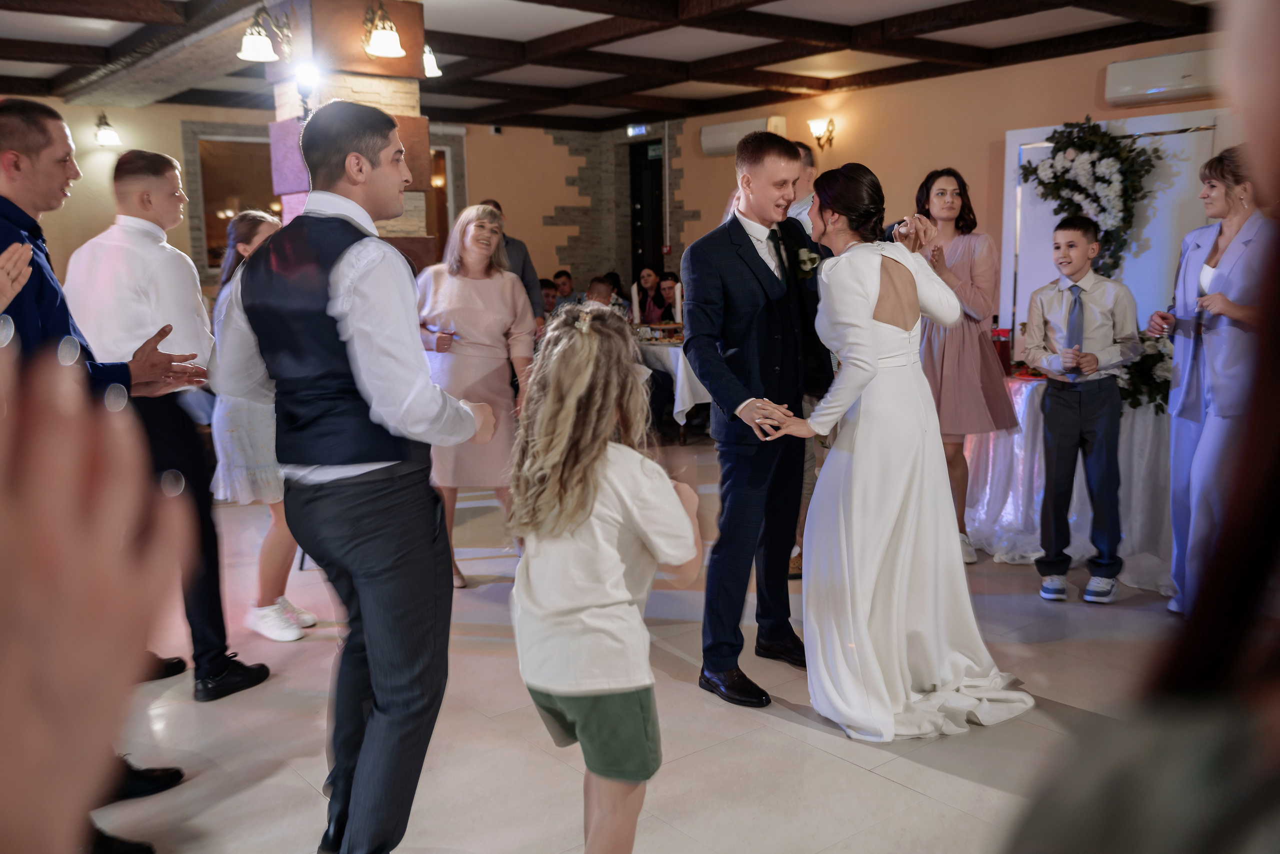 Эдуард и Виктория. Свадебный фотограф Белгород Валуйки Старый Оскол Воронеж