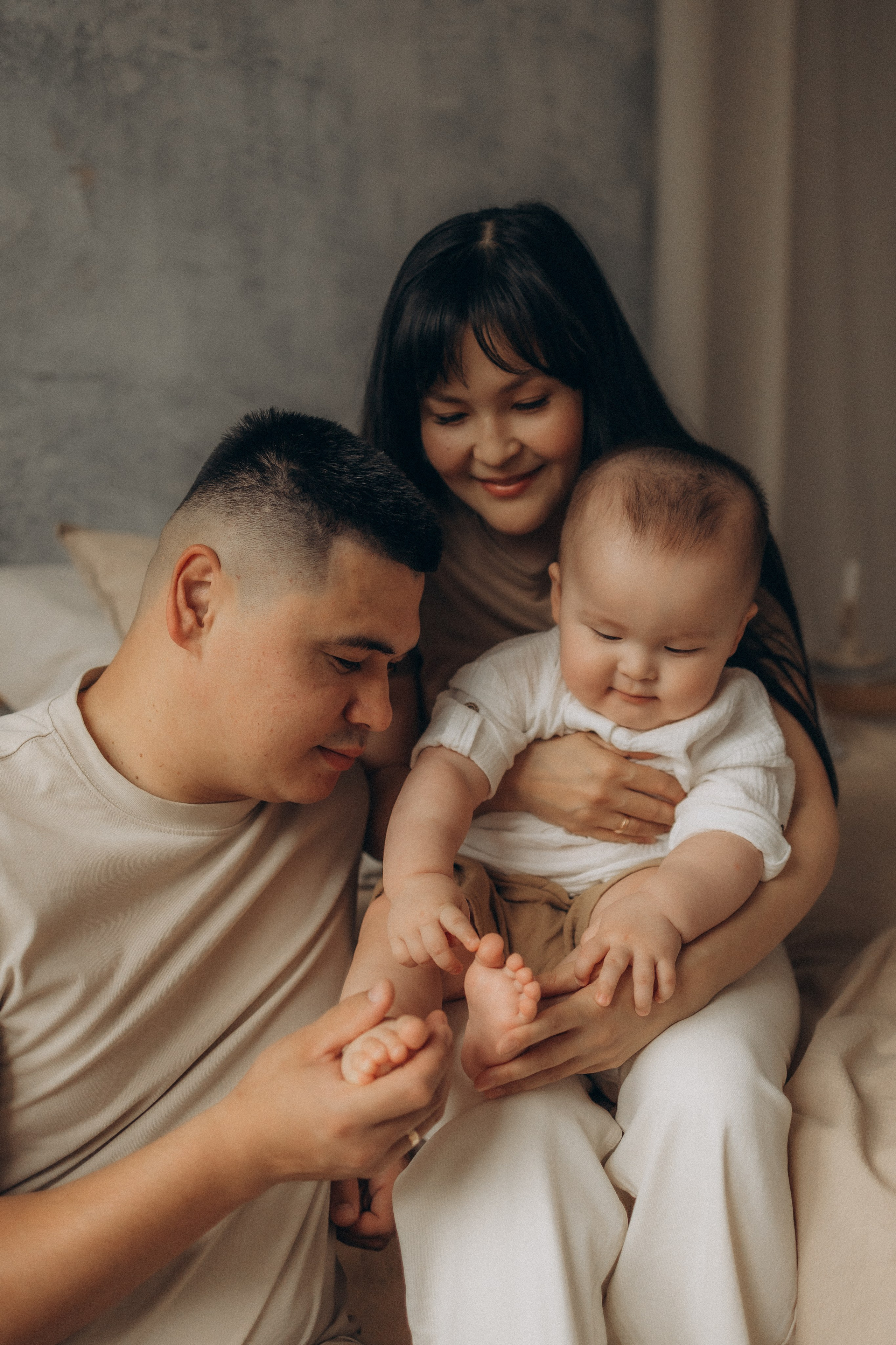 Алия: семейная в студии. Эльвира Галимьянова — семейный фотограф Екатеринбурга