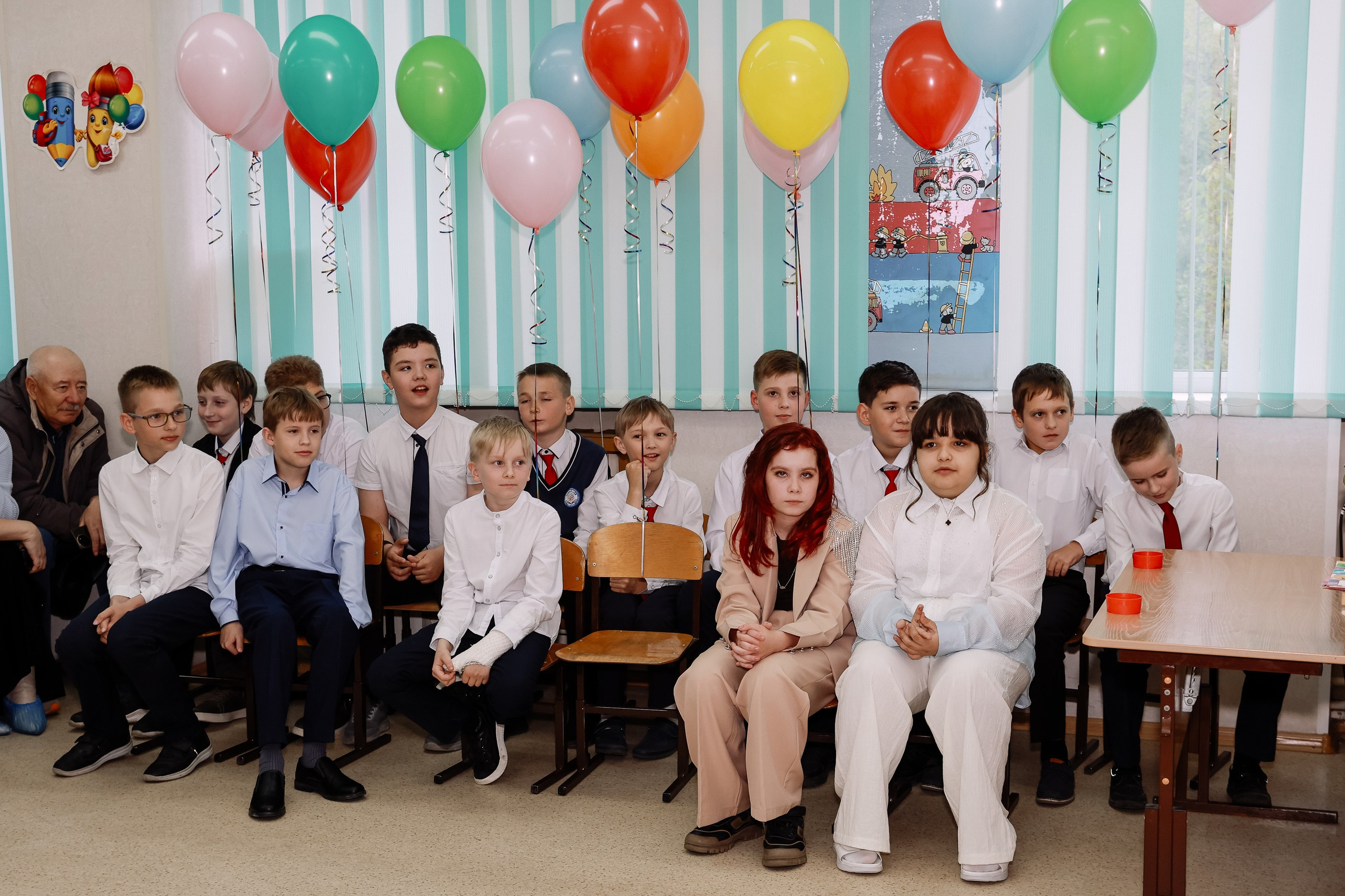 Прощай начальная школа 4б Лицей 28. Фотограф Юлия Мальцева