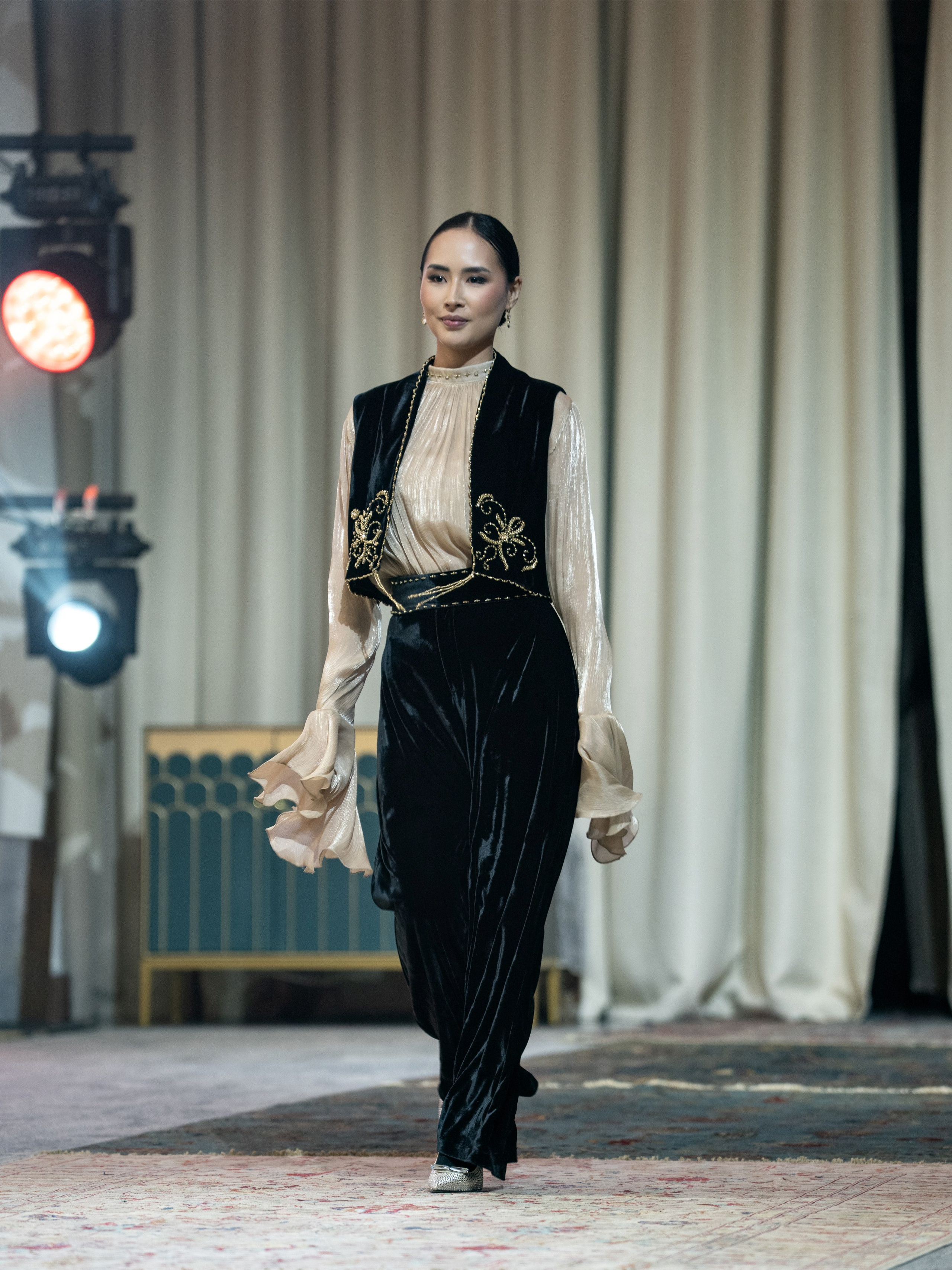 Khanshaiym brand. Сайт Алматинского НЮ АРТ, будуар и фэшн фотографа Дениса Карпенко