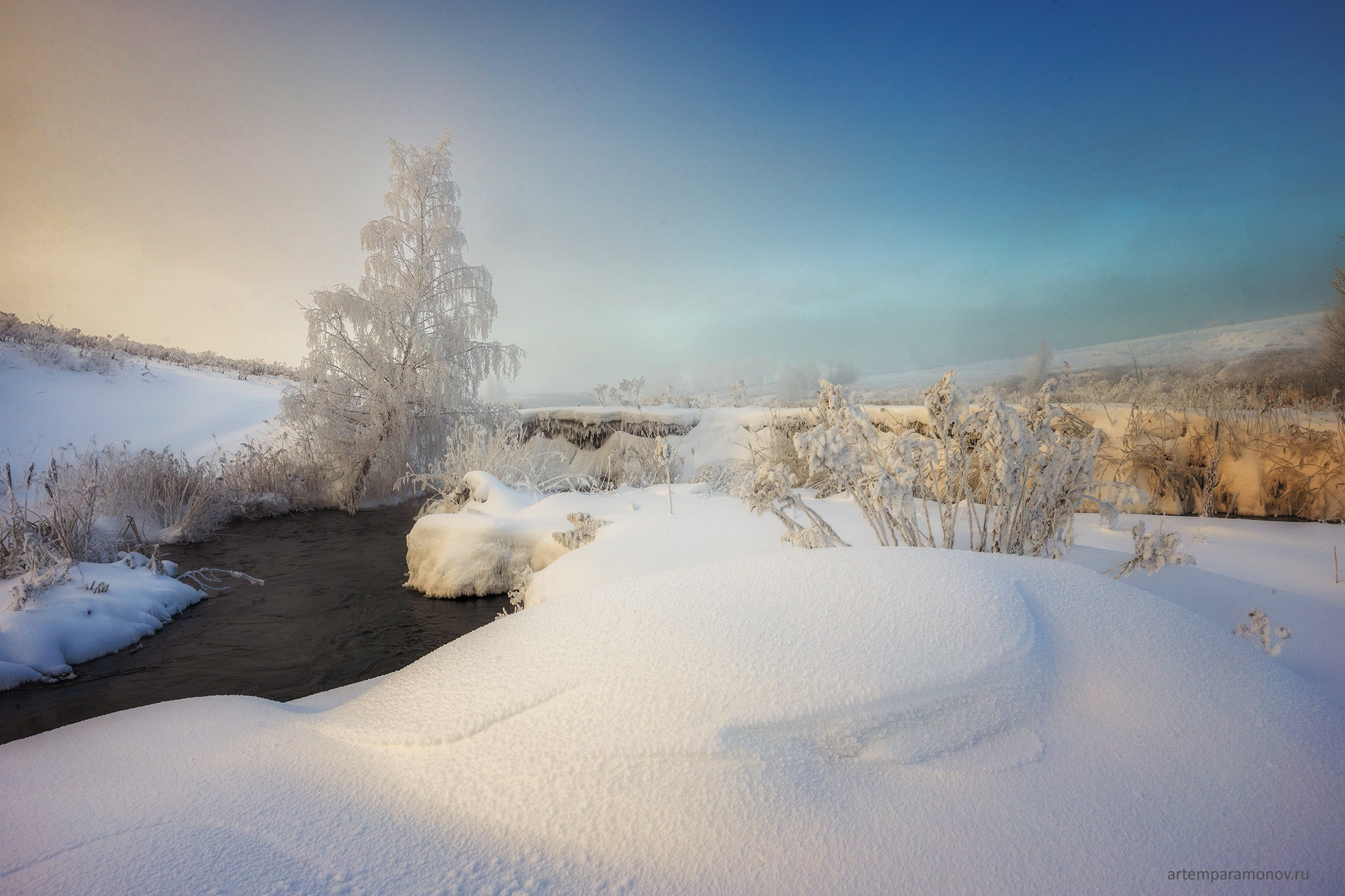 Русская зима в деревне. Фотохудожник Артём Парамонов