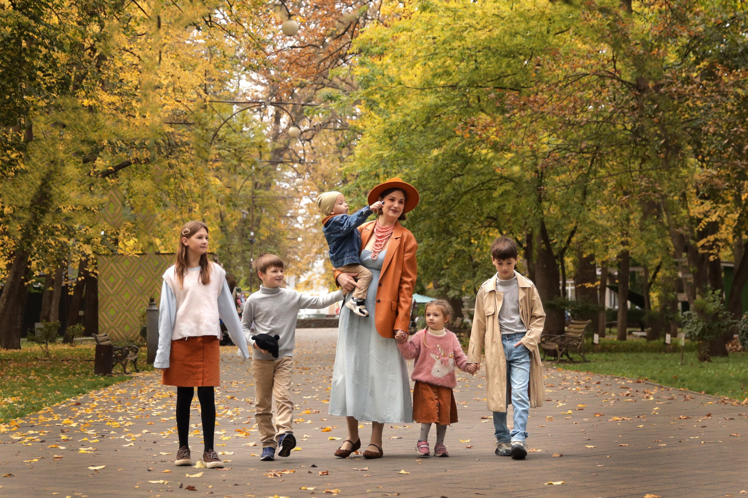 Семейная фотосессия на природе. Семейный и школьный фотограф в Краснодаре Юлия Избенко. Выпускные альбомы Краснодар