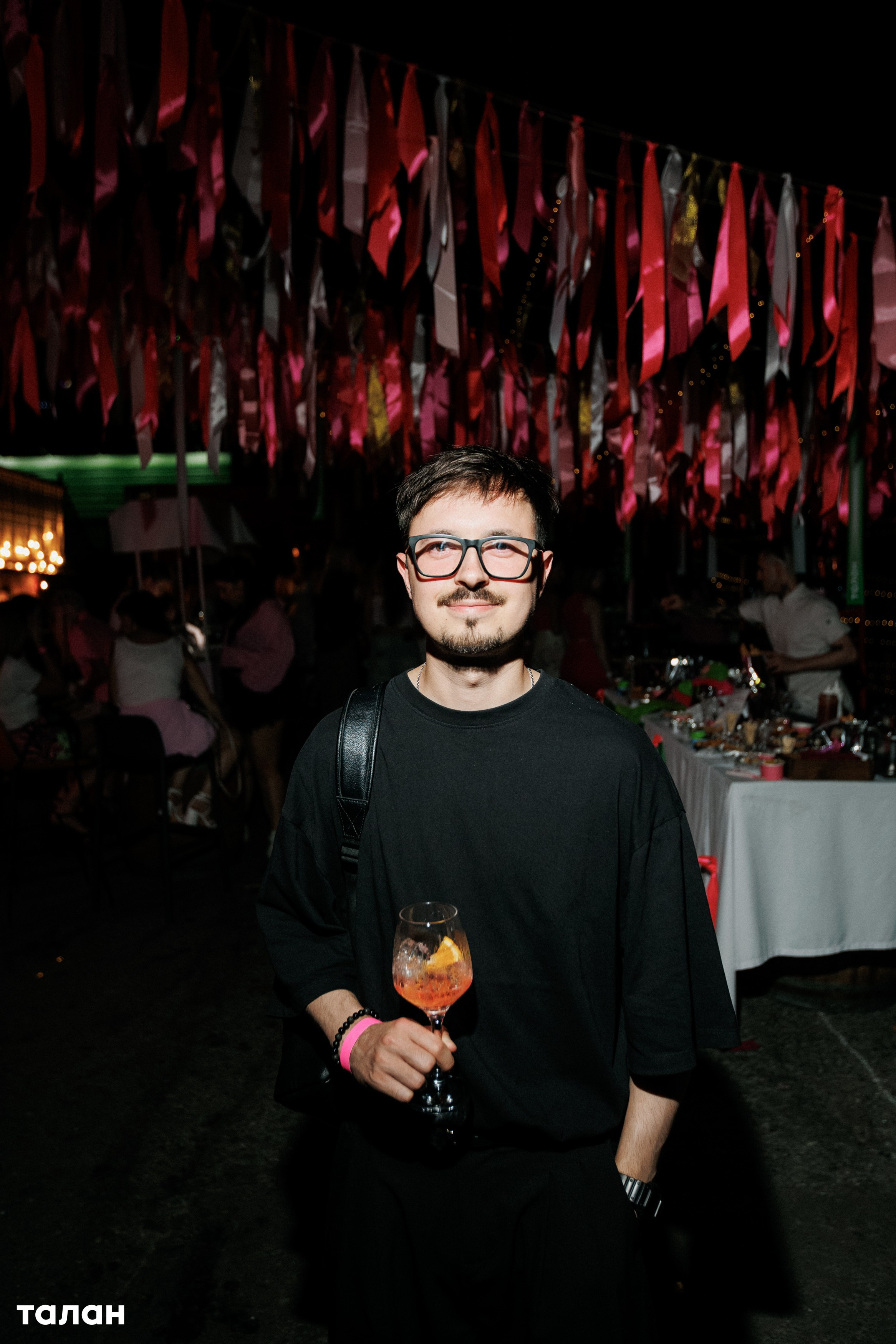 ВИНОТЕКА [бар+магаз] — BIRTHDAY PARTY. СВОИ. ФОТООТЧЕТЫ-СОБЫТИЯ-МЕСТА