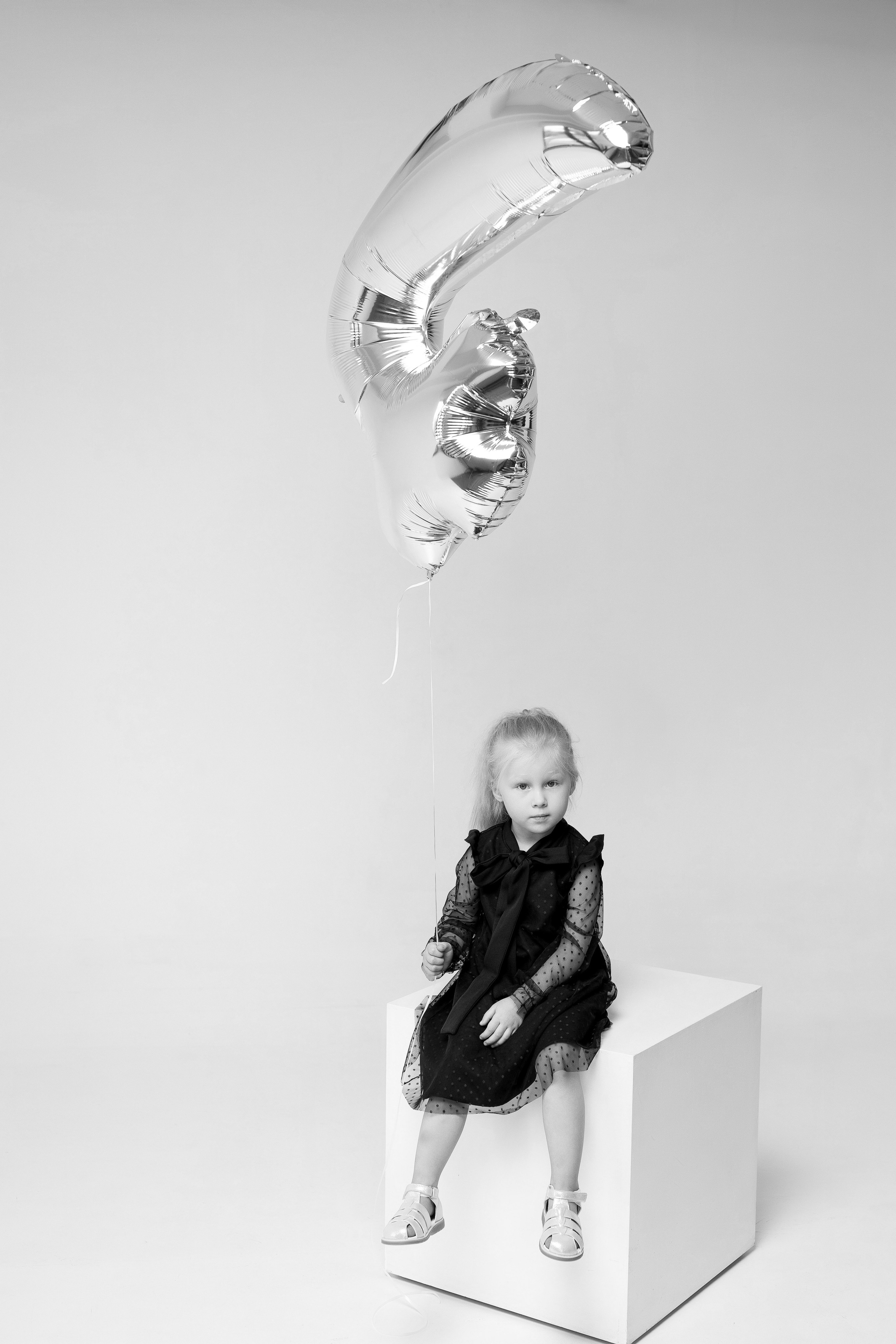 Семейная фотосессия монохром. Свадебный и семейный фотограф в Алматы Алексей Балышев