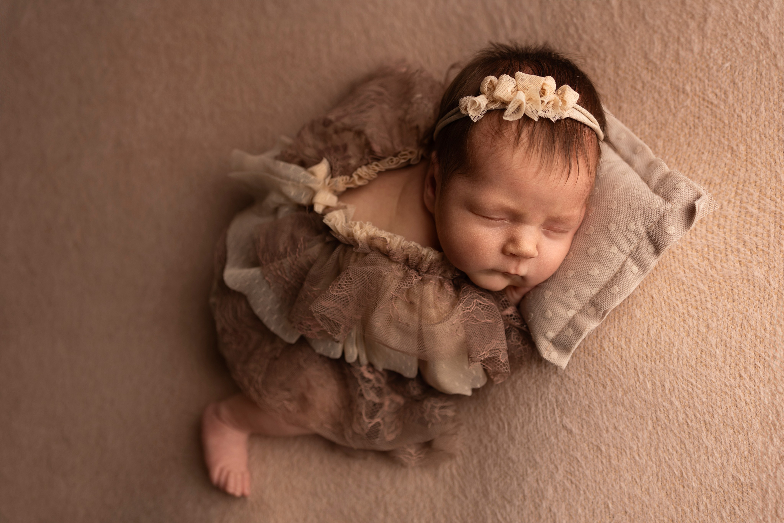 Новорожденные малыши. Фотограф Елена Зуйкова