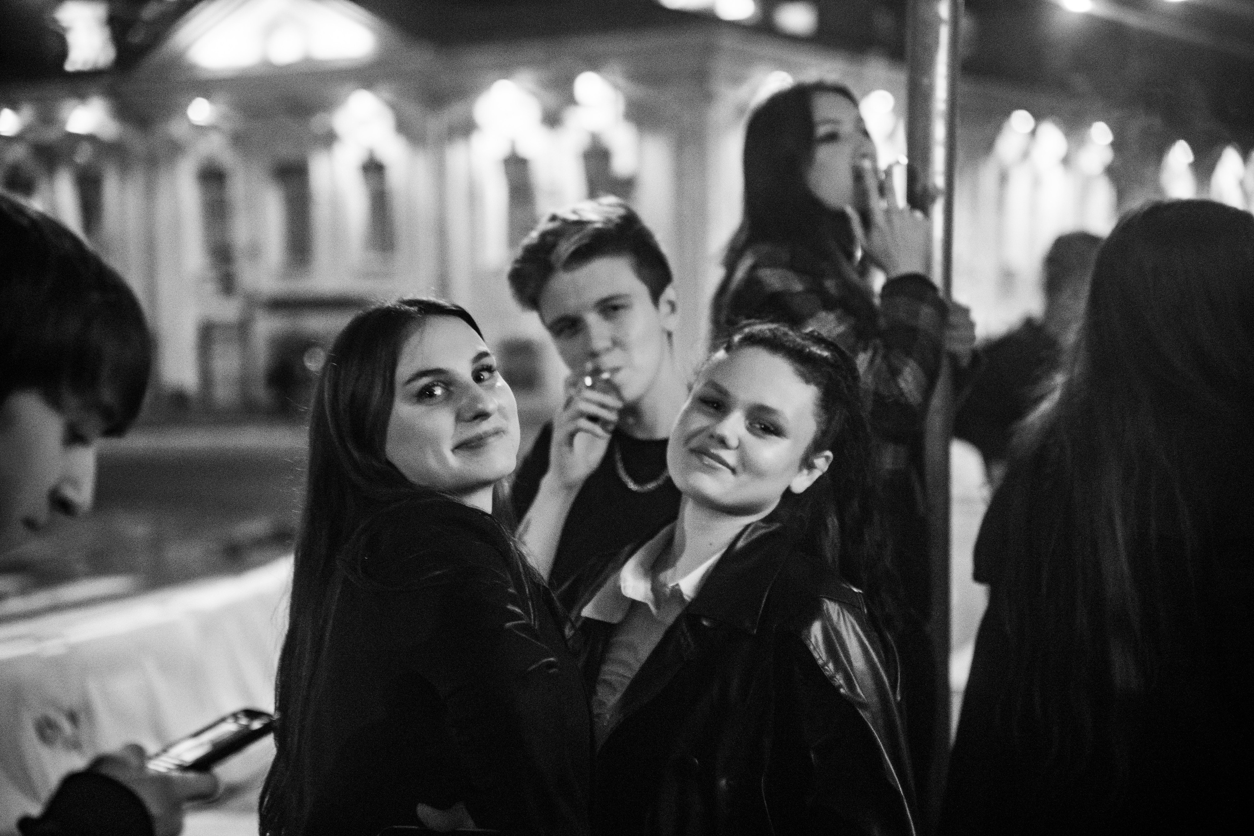 Из Сибири с любовью. Бар разбитых сердец. Концертный и репортажный фотограф в Санкт-Петербурге Слава Пахомов