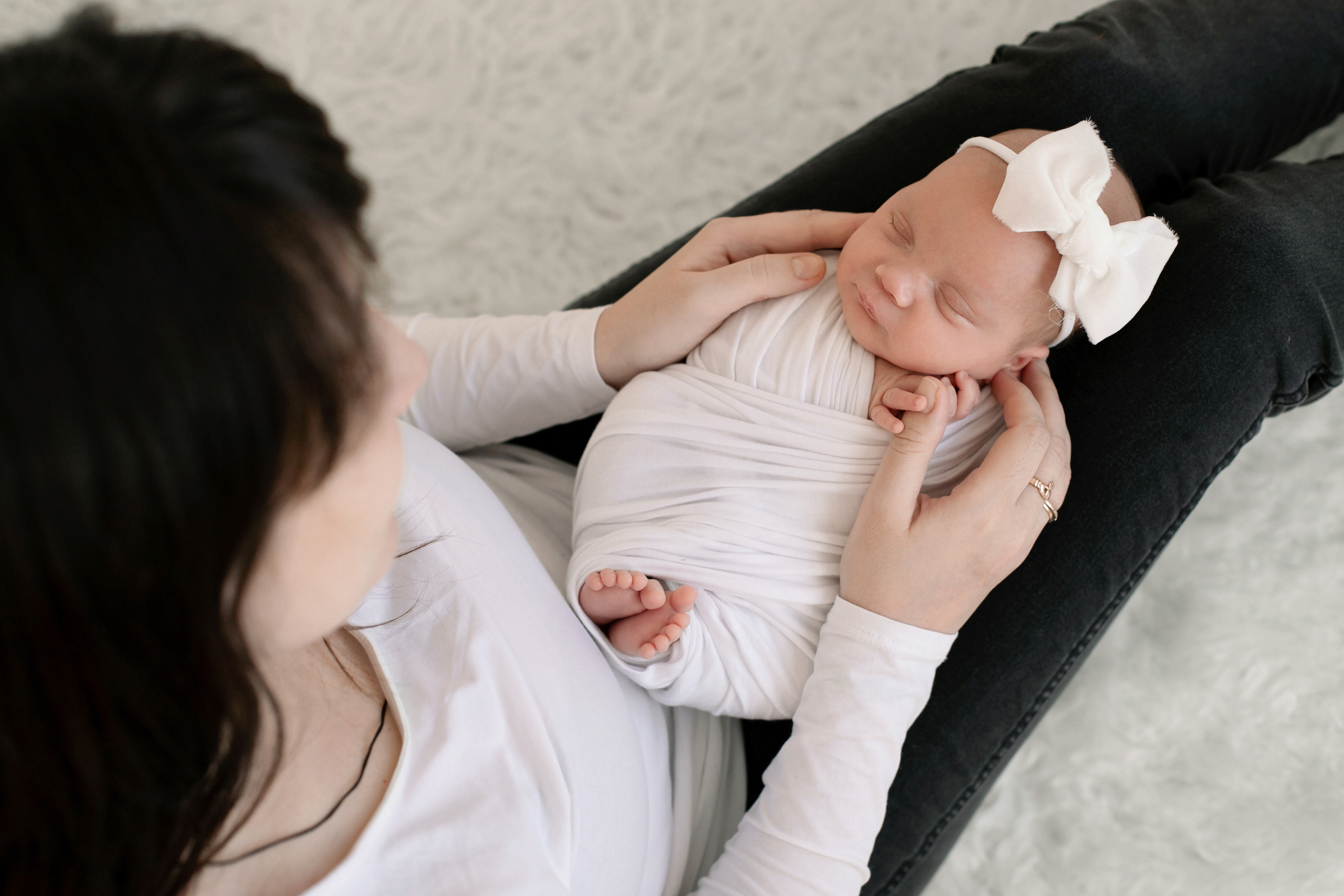 Семейные кадры newborn. Фотограф новорожденных в Ярославле Ольга Зимина