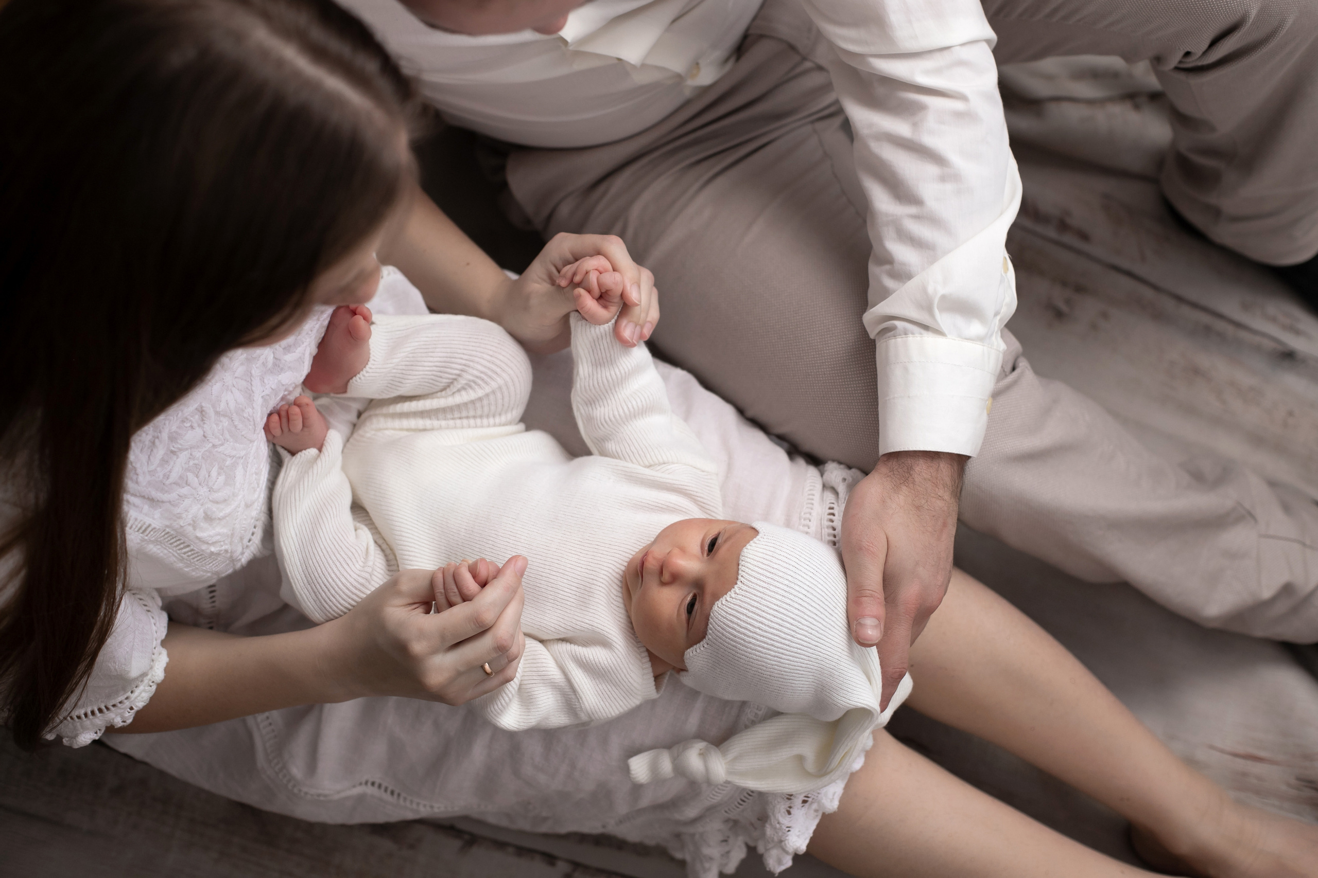 Семейные кадры newborn. Фотограф новорожденных в Ярославле Ольга Зимина