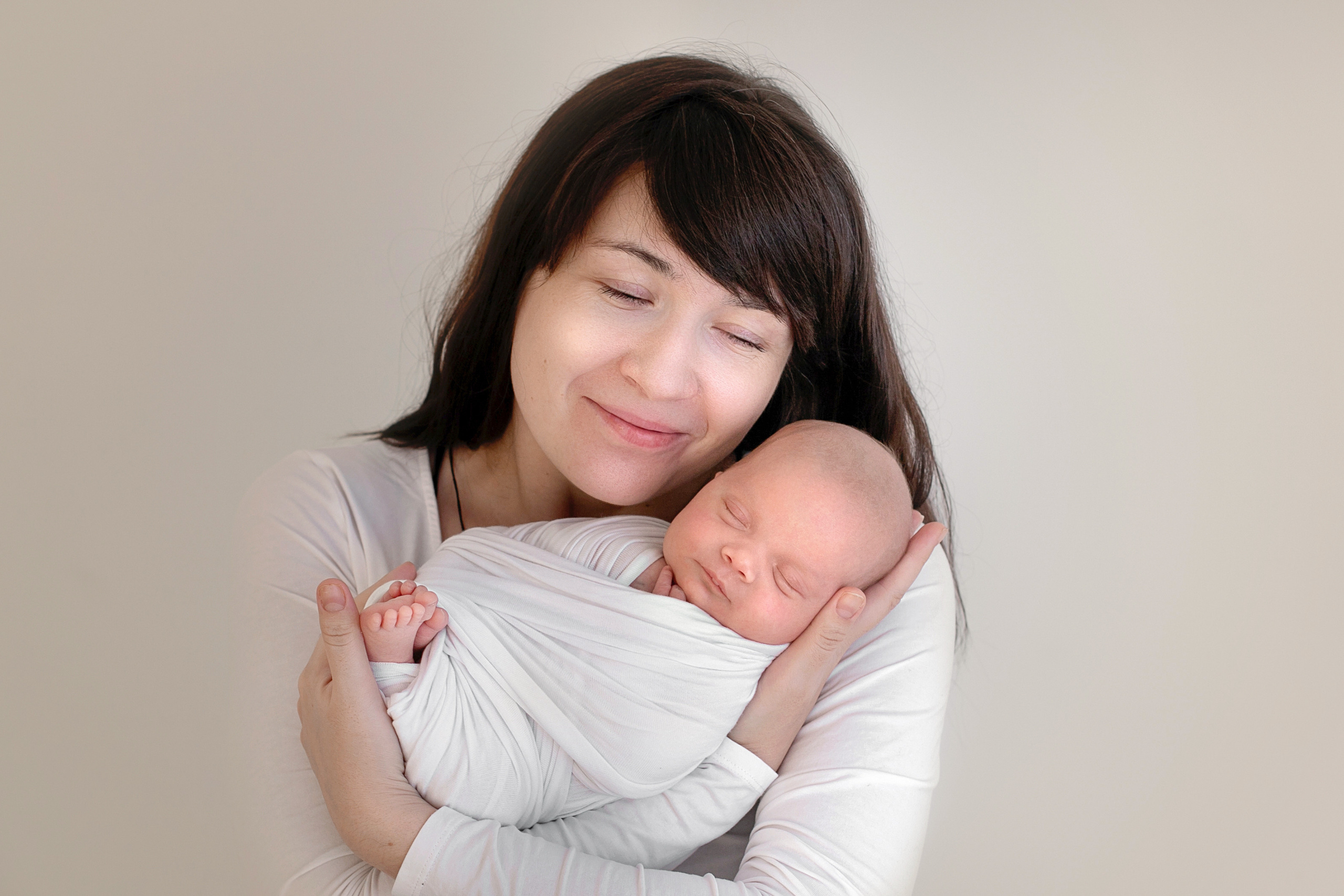 Семейные кадры newborn. Фотограф новорожденных в Ярославле Ольга Зимина