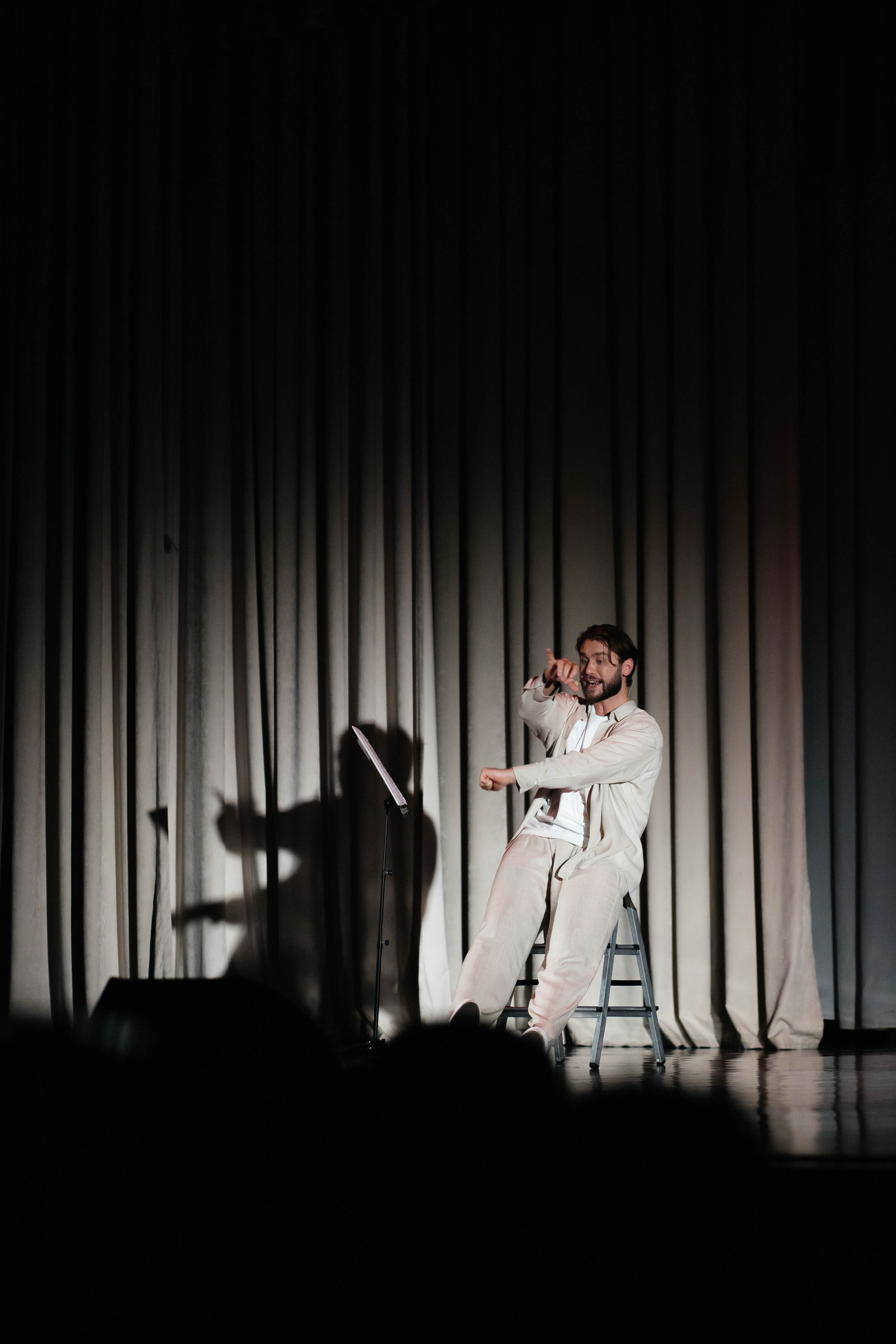 НИТЬЯ " В объятьях неба». Женский фотограф в Оренбурге Ирина Заводчикова