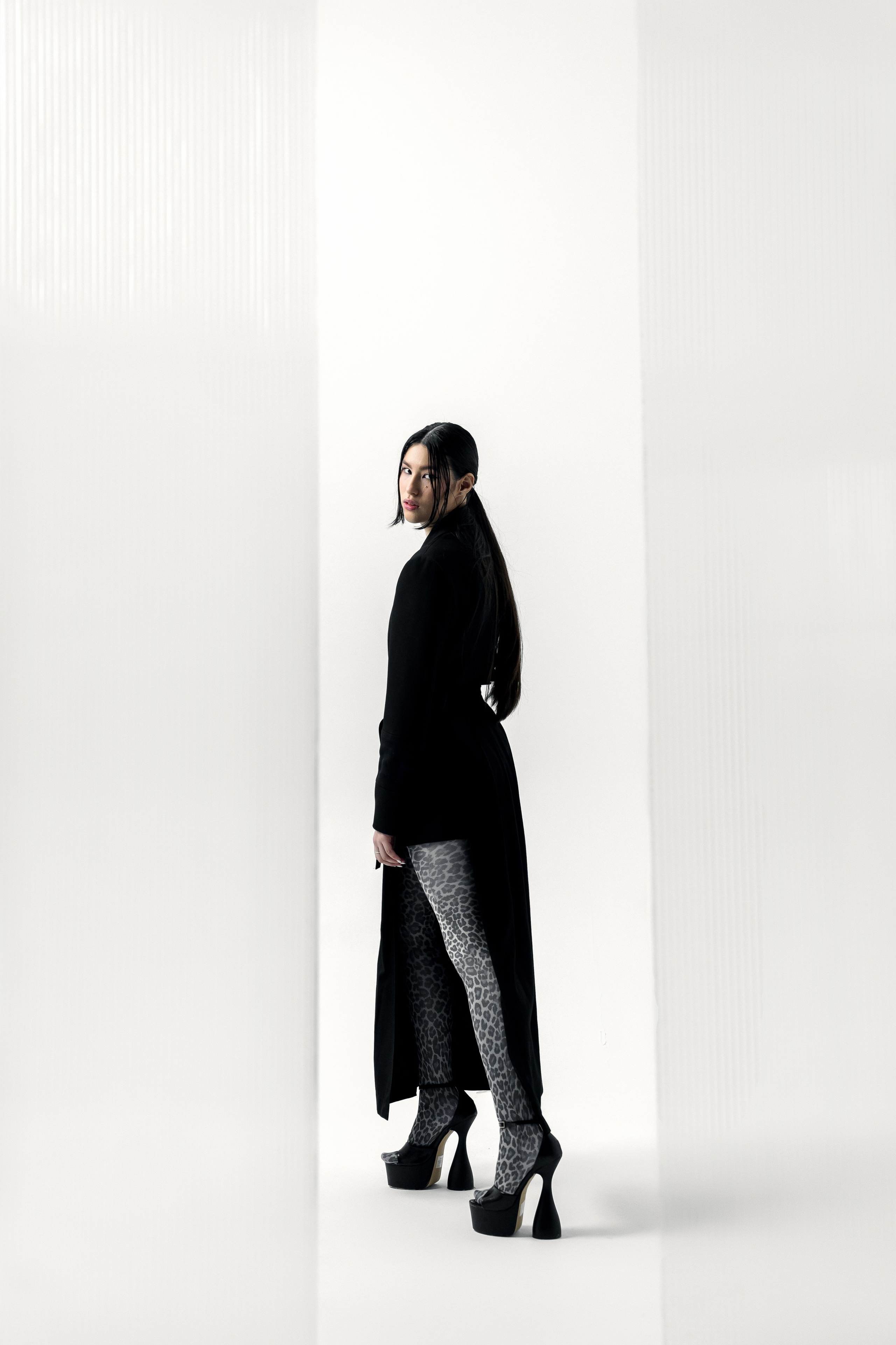 Фотосессия в студии Сочи. Отельный интерьерный фотограф Сочи