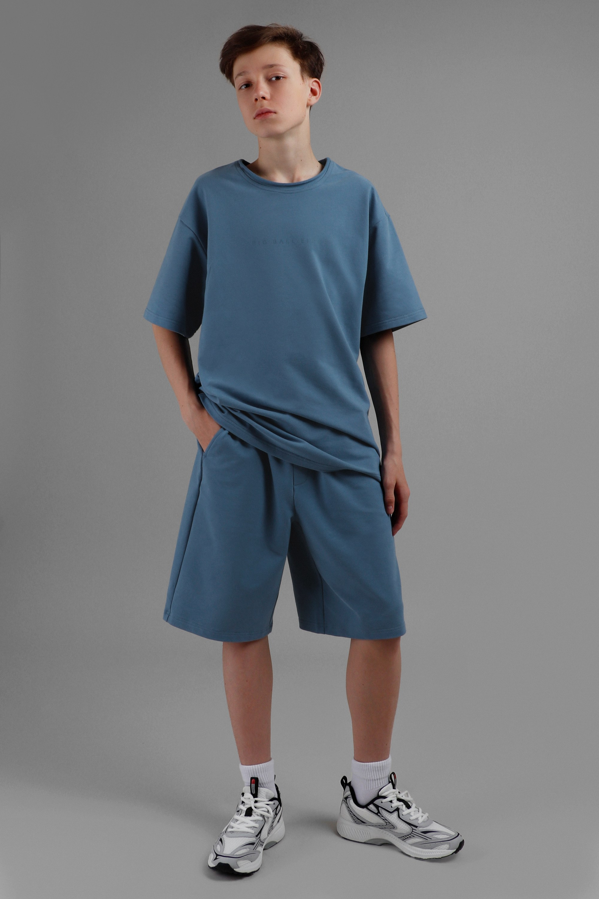 Каталог на модели. Фотограф для брендов