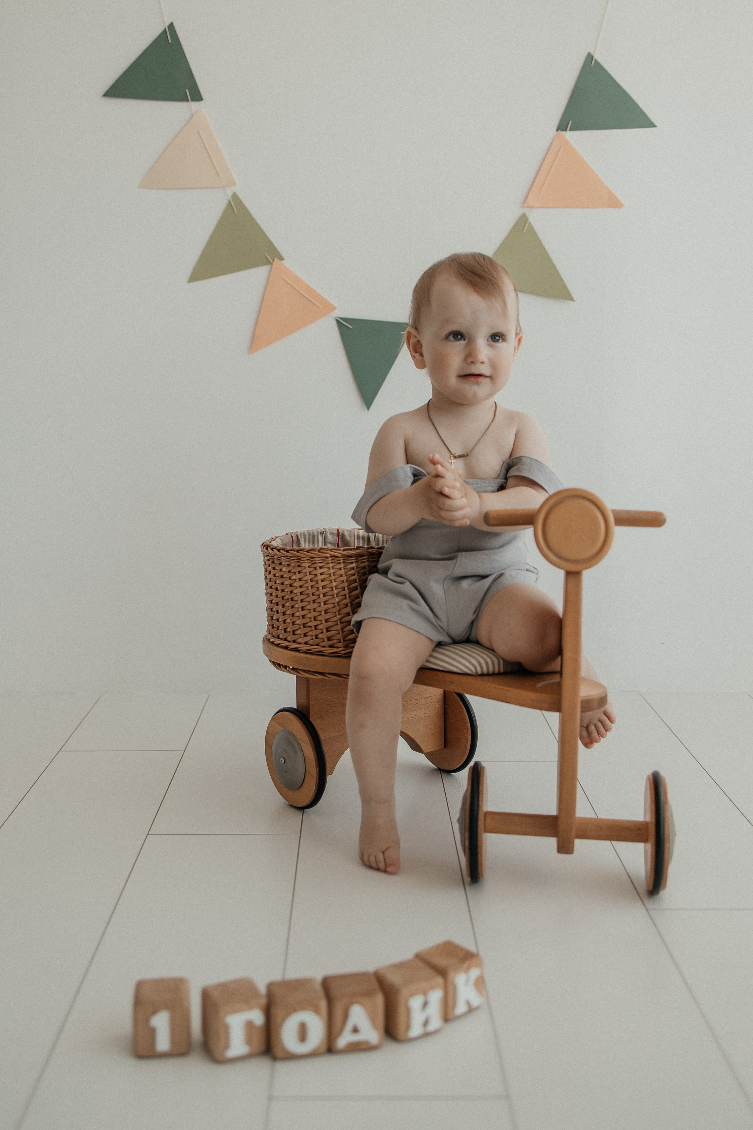 Фотосессия в честь годика ребенка в Казани. Первый годик