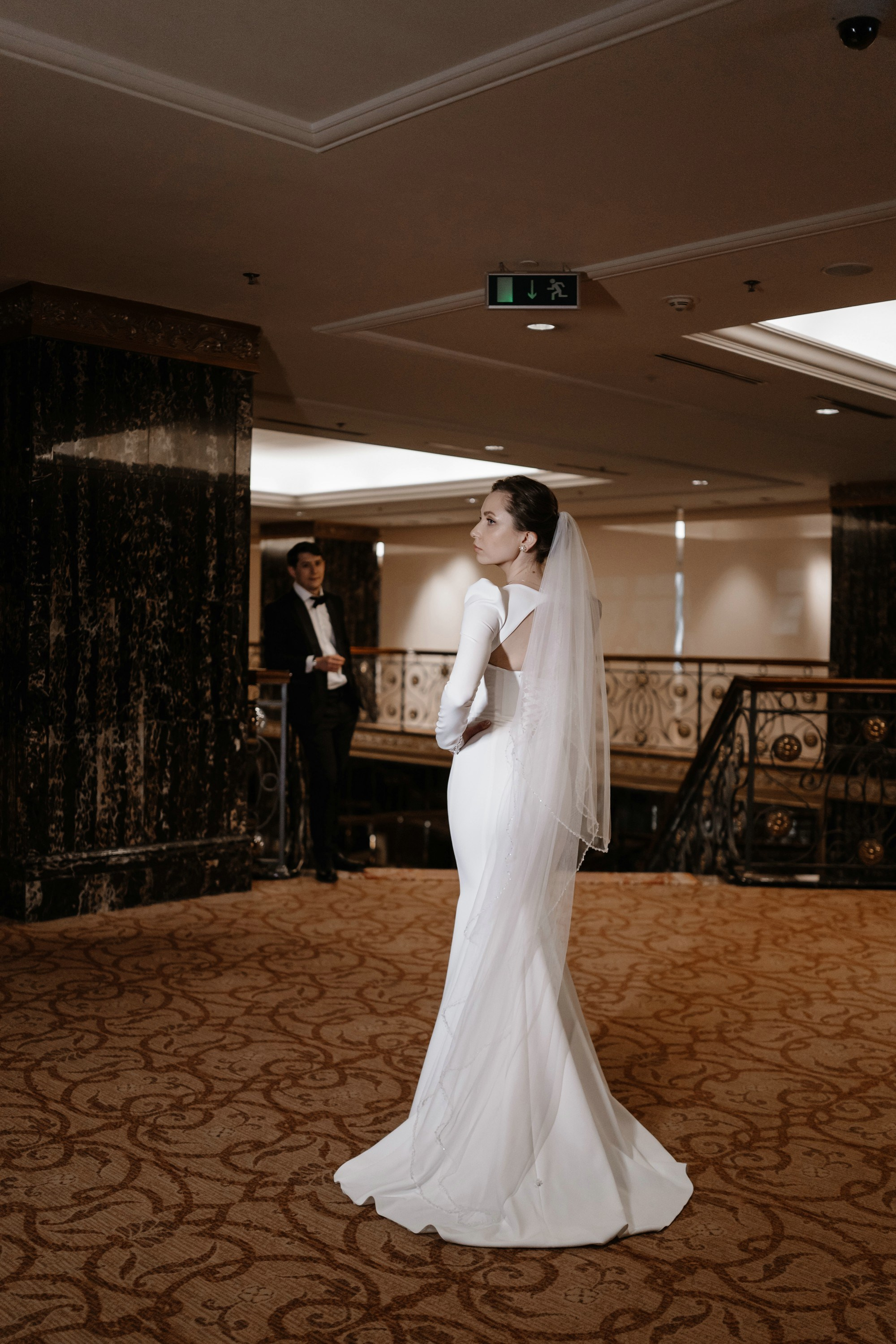 Фотосессия свадьбы в Lotte Plaza. Свадебный и семейный фотограф в Москве Светлана Зоткина