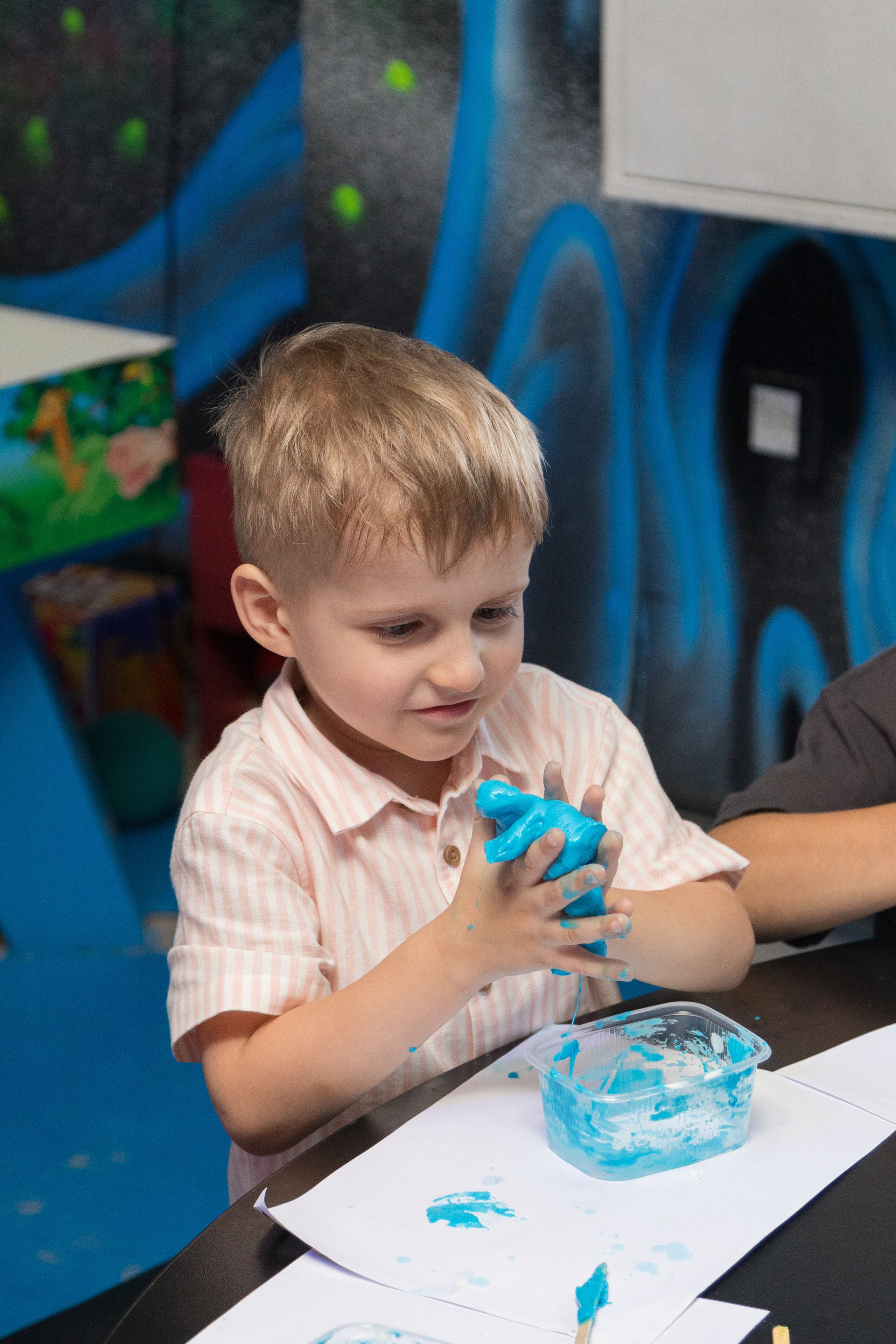 День рождения Феди, 5 лет. НЕОПАРК. Детский и контент фотограф Надя Волкова Санкт-Петербург