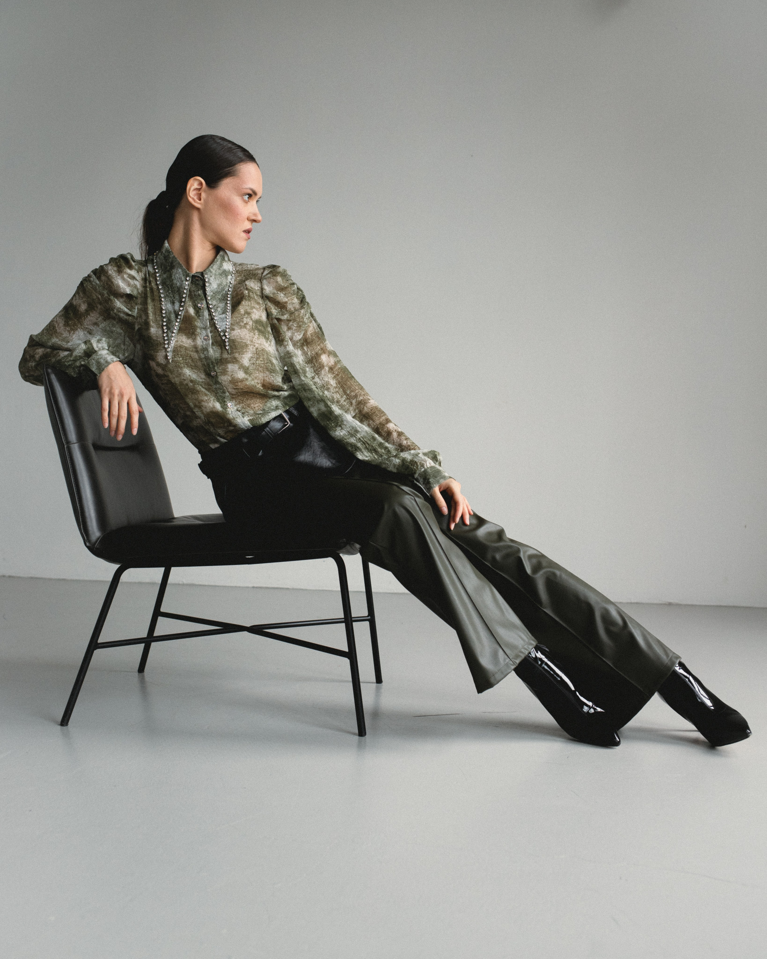 Модельная школа Khanova. Фотограф в Москве и Сургуте Алла Лесовая. Снимаю каталог для брендов и индивидуальные портреты для людей