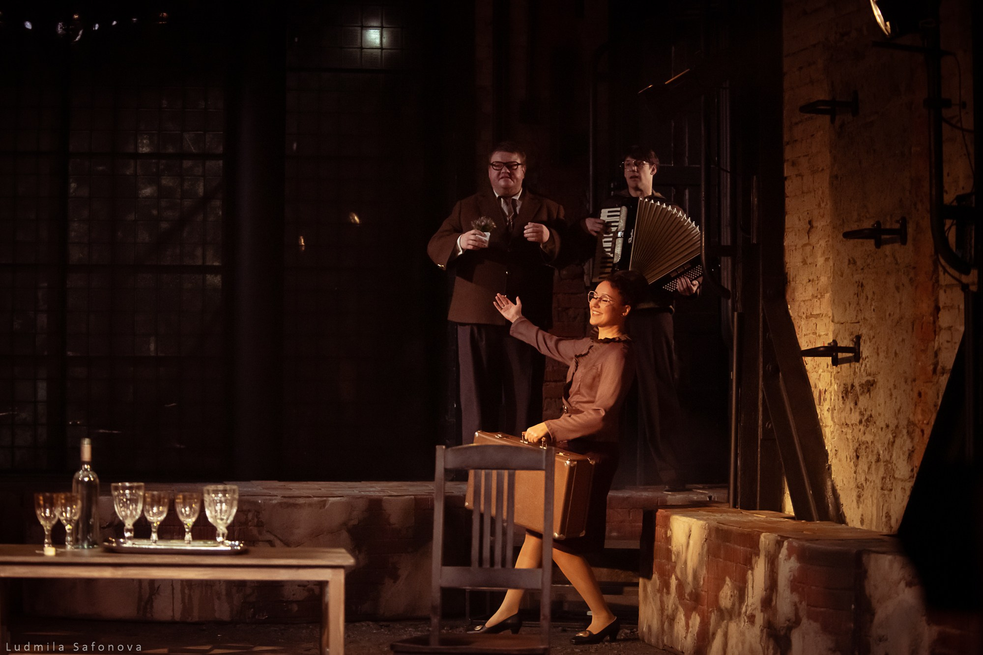 Утиная охота театр Вахтангова. Lucytheatre