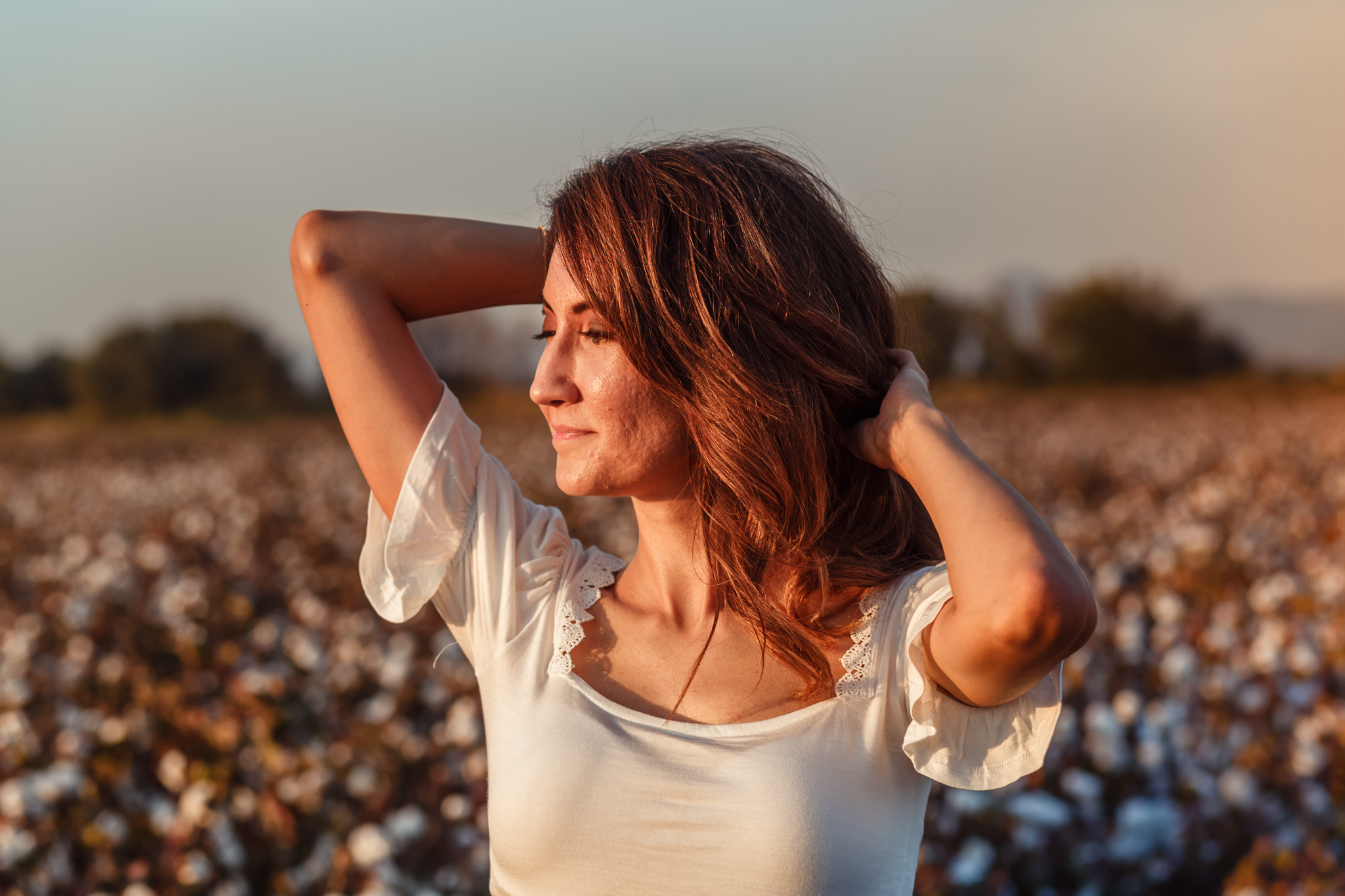 Photo session of Firuza in a cotton field. Professional family and children’s photographer in Izmir Irina Eron