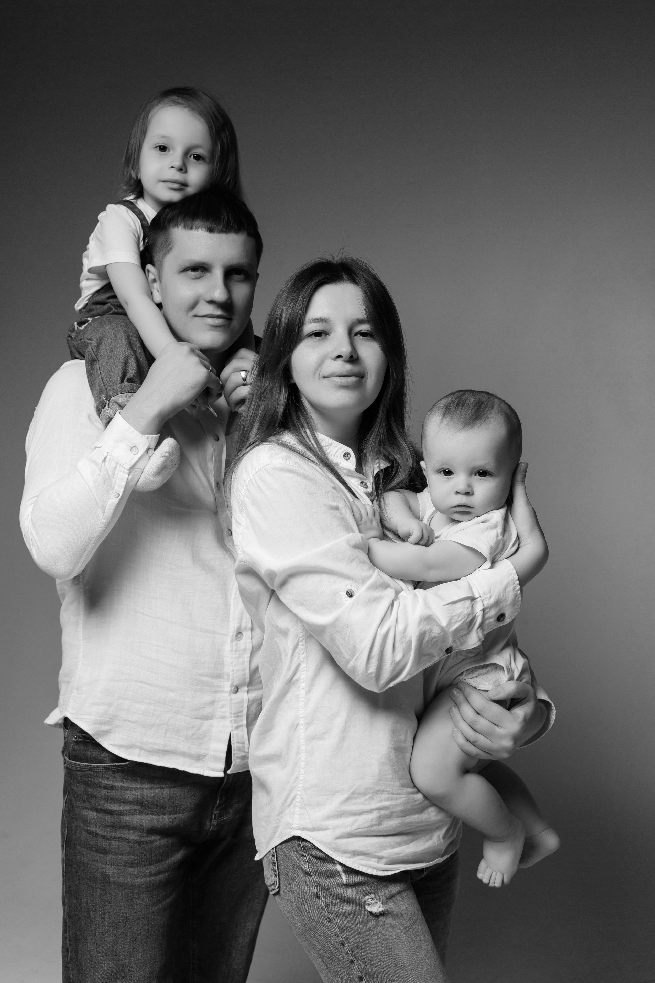 Семейная фотосессия Анастасии и Александра. Женский фотограф в Оренбурге Ирина Заводчикова