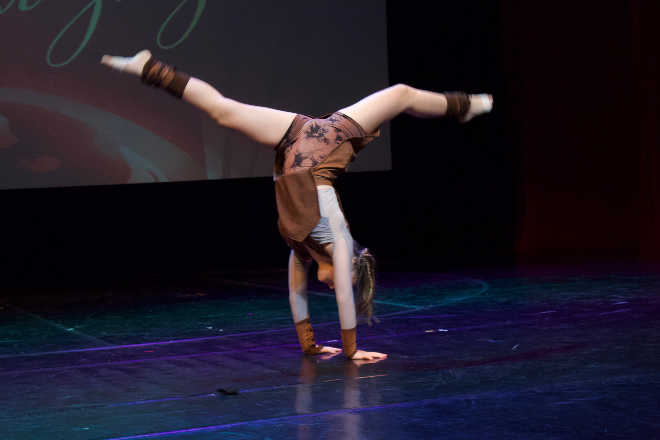 16 ноября, г. Астрахань. Золотое яблочко