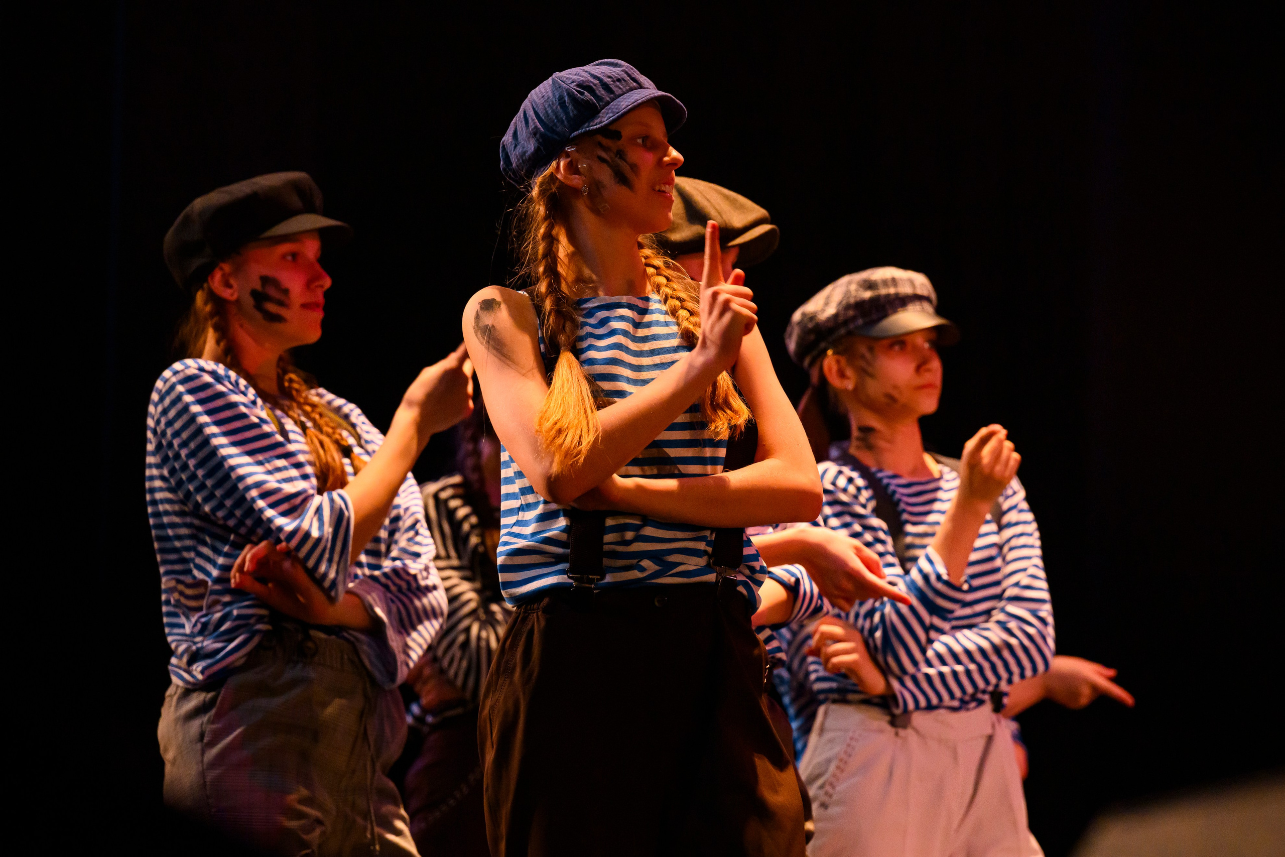 23 апреля, часть 1, БКЗ Октябрьский, г. Санкт-Петербург. Золотое яблочко