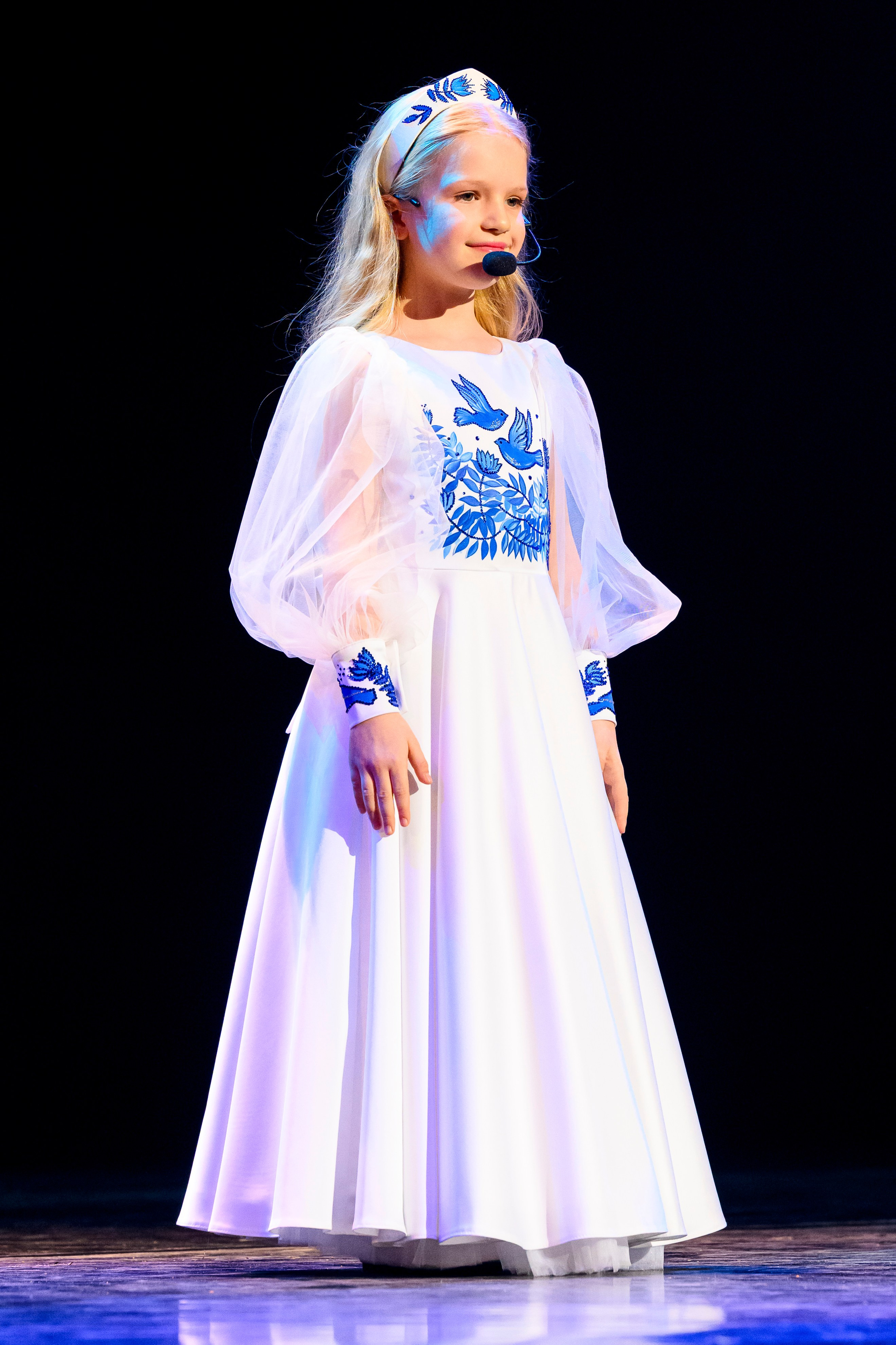 23 апреля, часть 1, БКЗ Октябрьский, г. Санкт-Петербург. Золотое яблочко