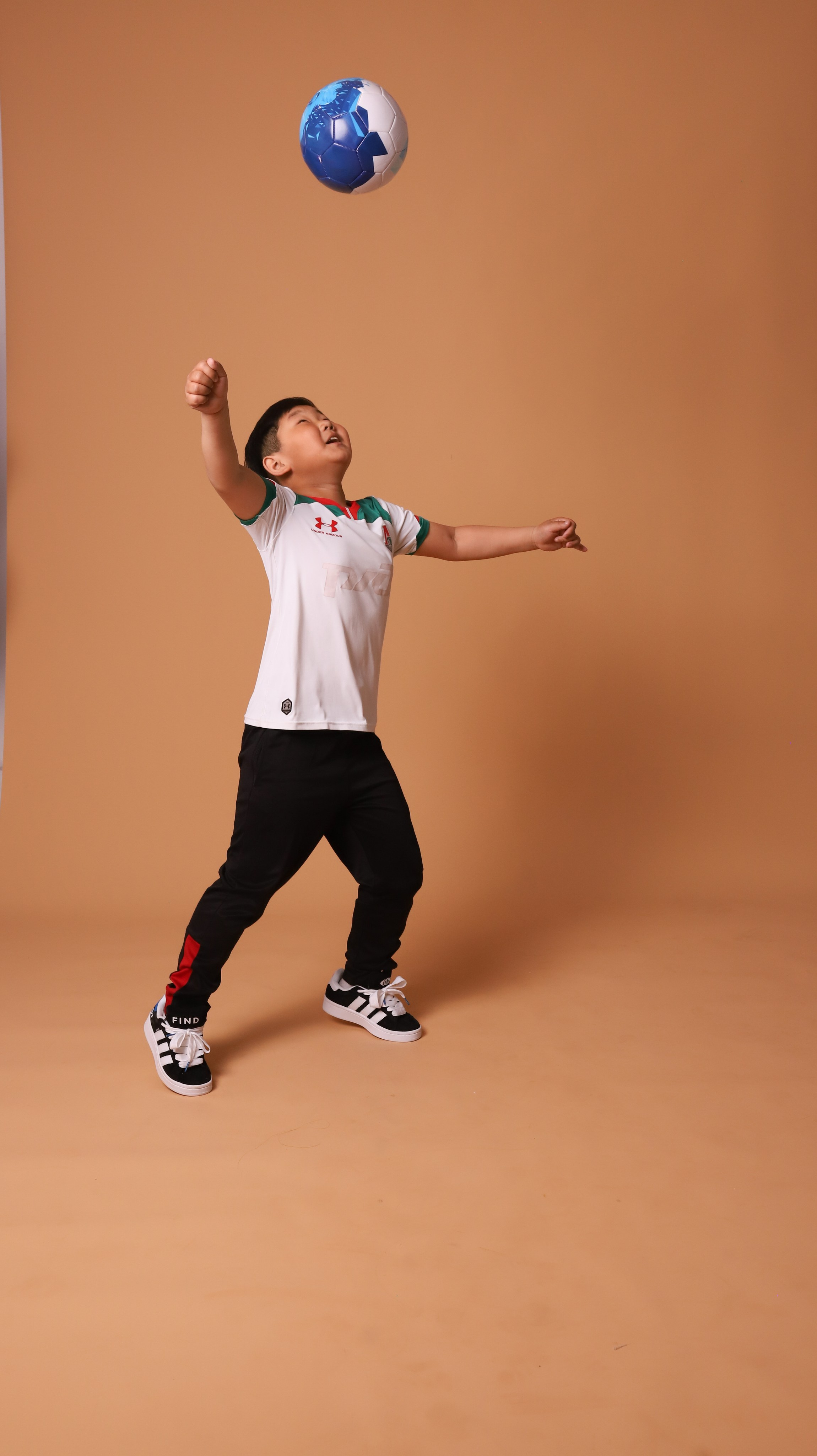 Детки — сладкие конфетки. Автопортретная