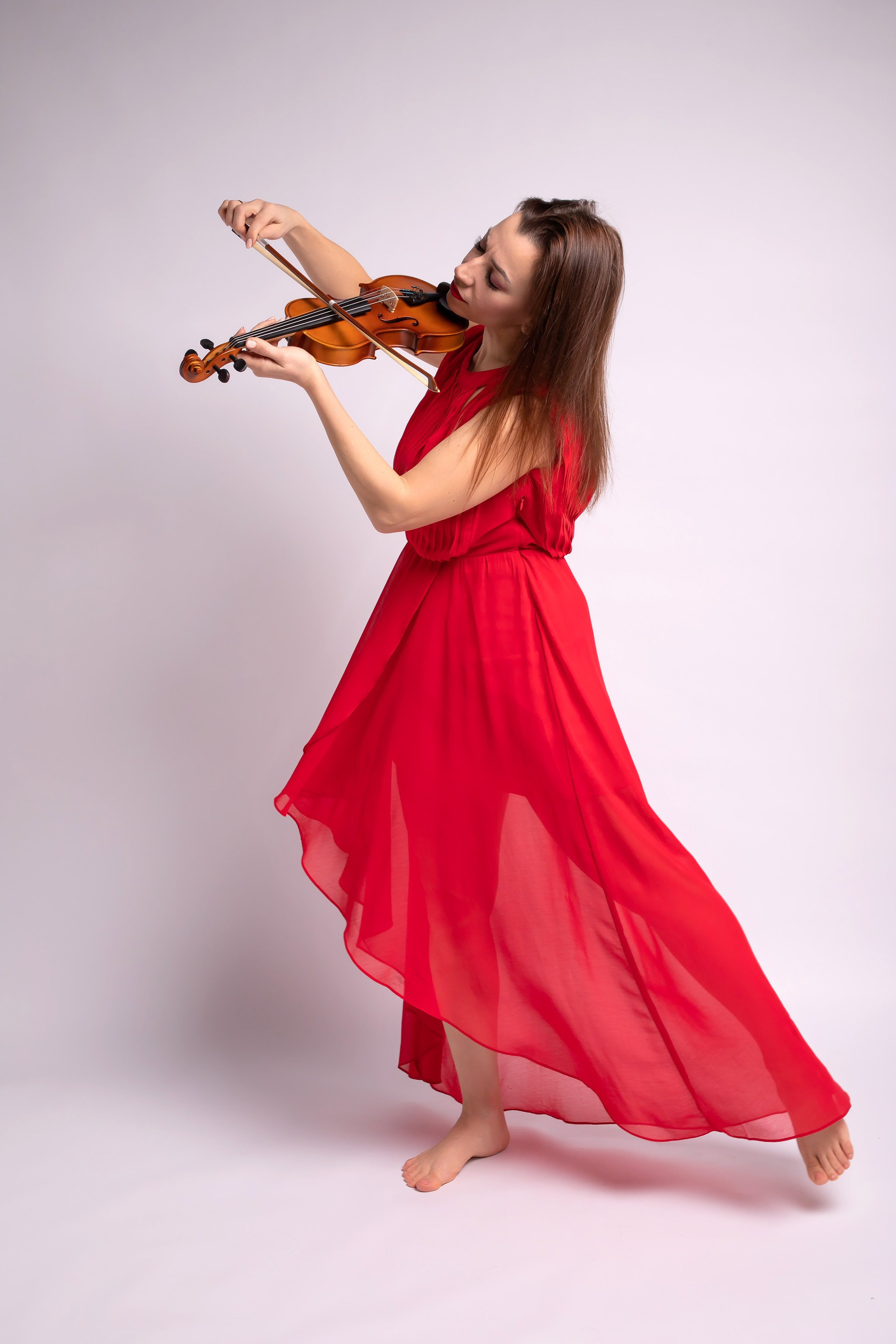 Скрипка (Елена)