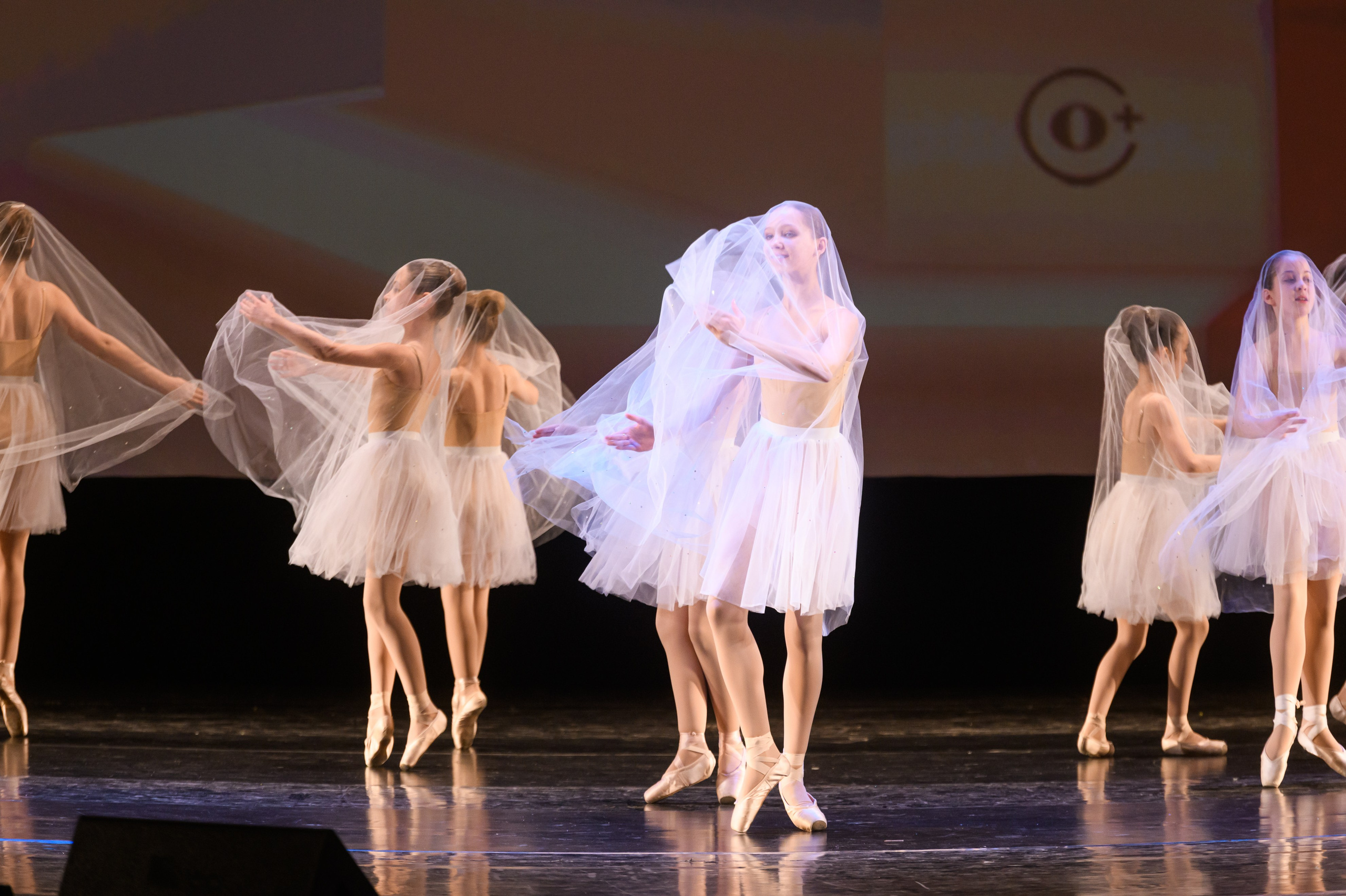 23 апреля, часть 1, БКЗ Октябрьский, г. Санкт-Петербург. Золотое яблочко