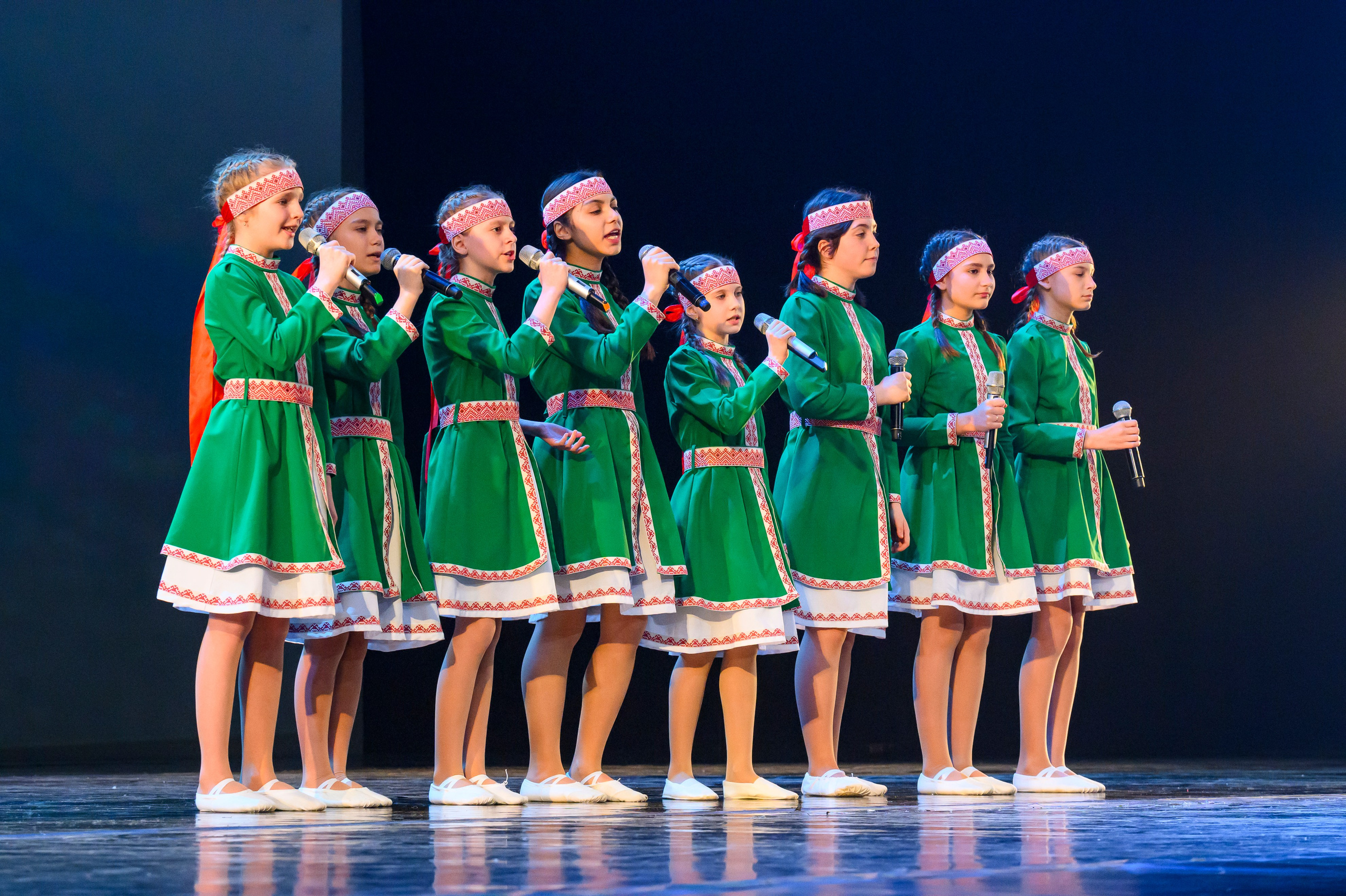 23 апреля, часть 1, БКЗ Октябрьский, г. Санкт-Петербург. Золотое яблочко