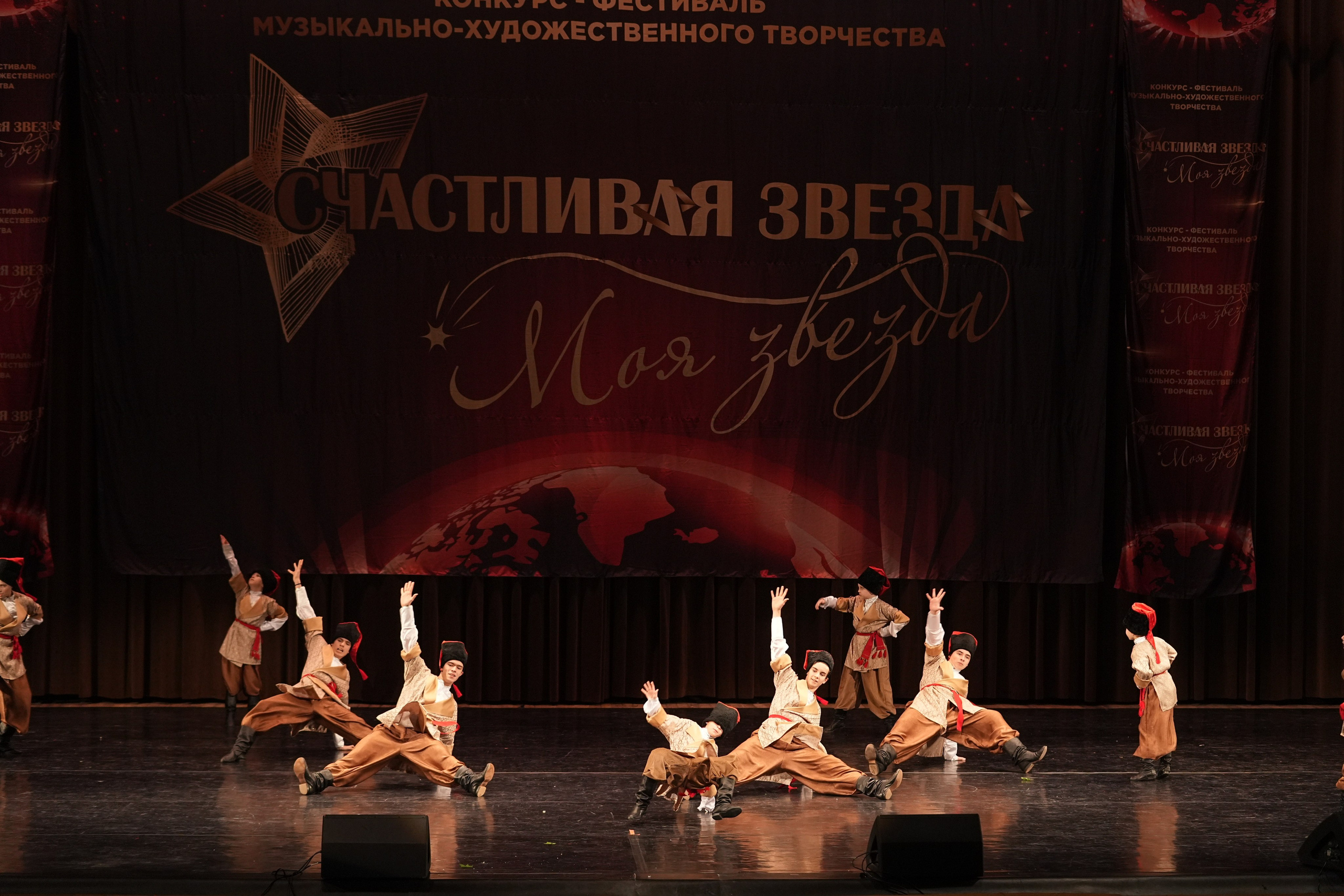 7 декабря, блок 2, г. Москва. Золотое яблочко