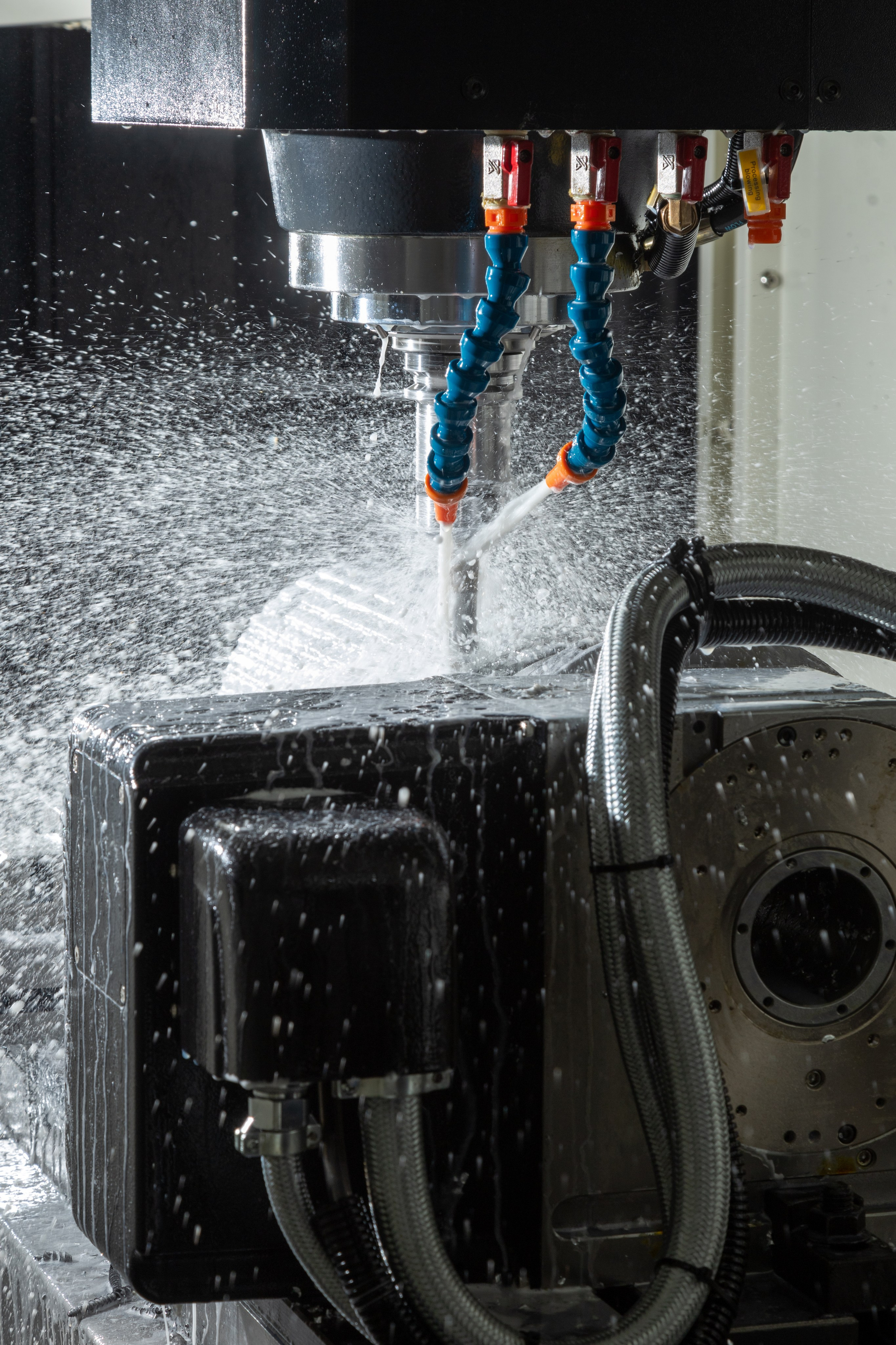 Съемка на заводе по производству прессформ. Сергей Шестов фотограф из Нижнего Новгорода