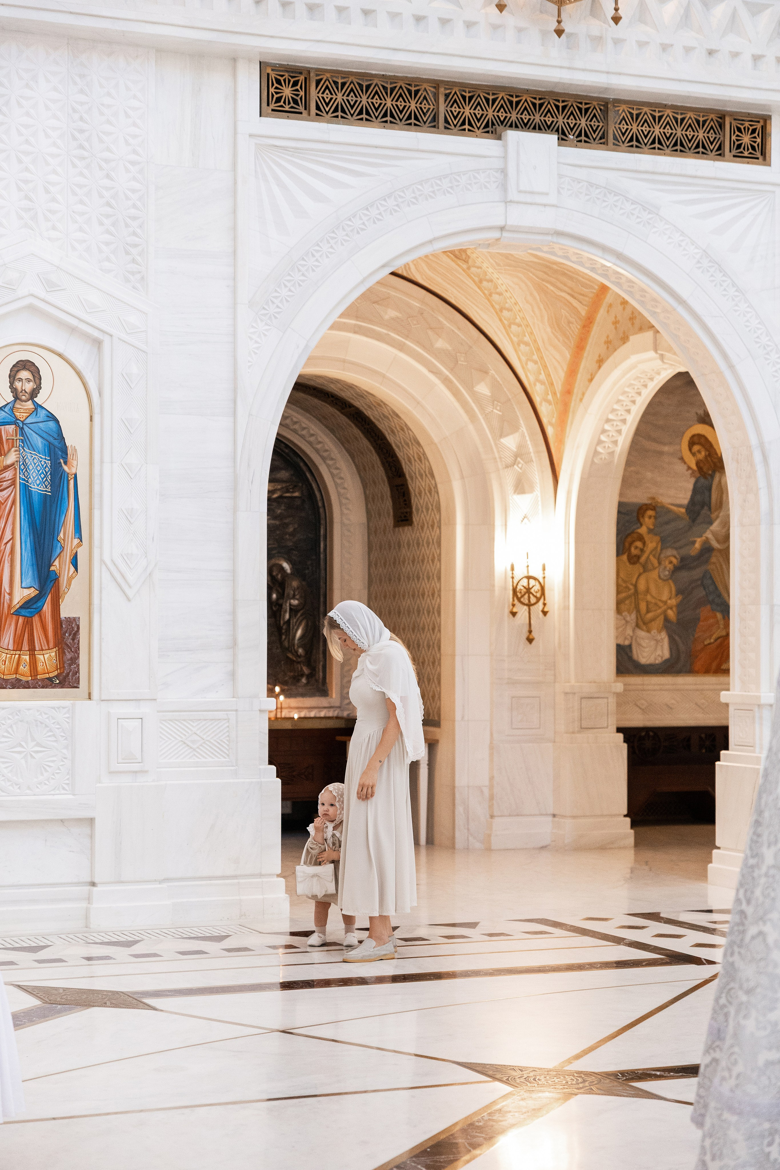 Крещение Аделины. Фотограф Крещение, Выписка москва