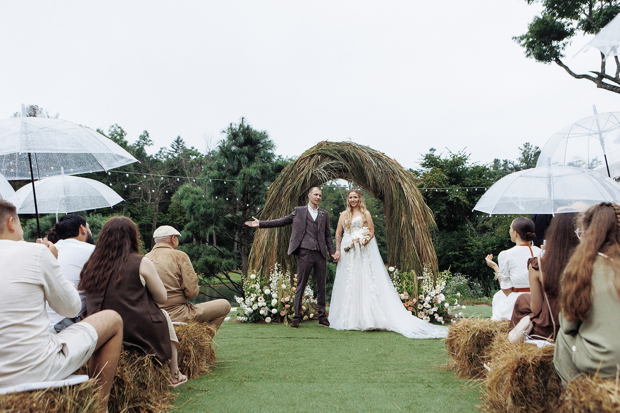 Костя и Даша 1.08.25. Свадебный фотограф Владивосток Алина Гевондова