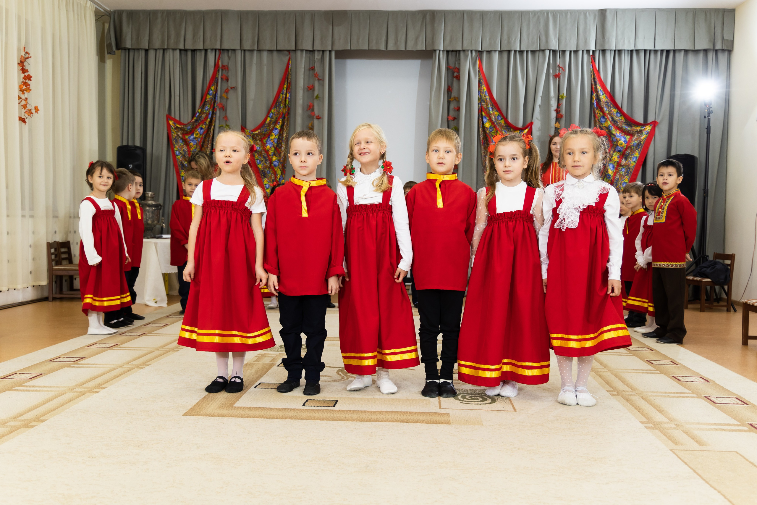 Репортаж мероприятий. Школьный фотограф Саратов Золотарь Ольга