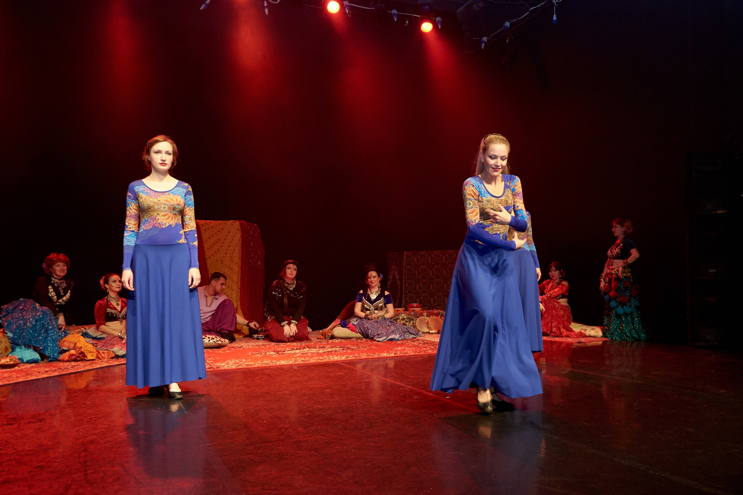 Город танцующего народа. Ольга Чёкотова (Фотограф Кострома)