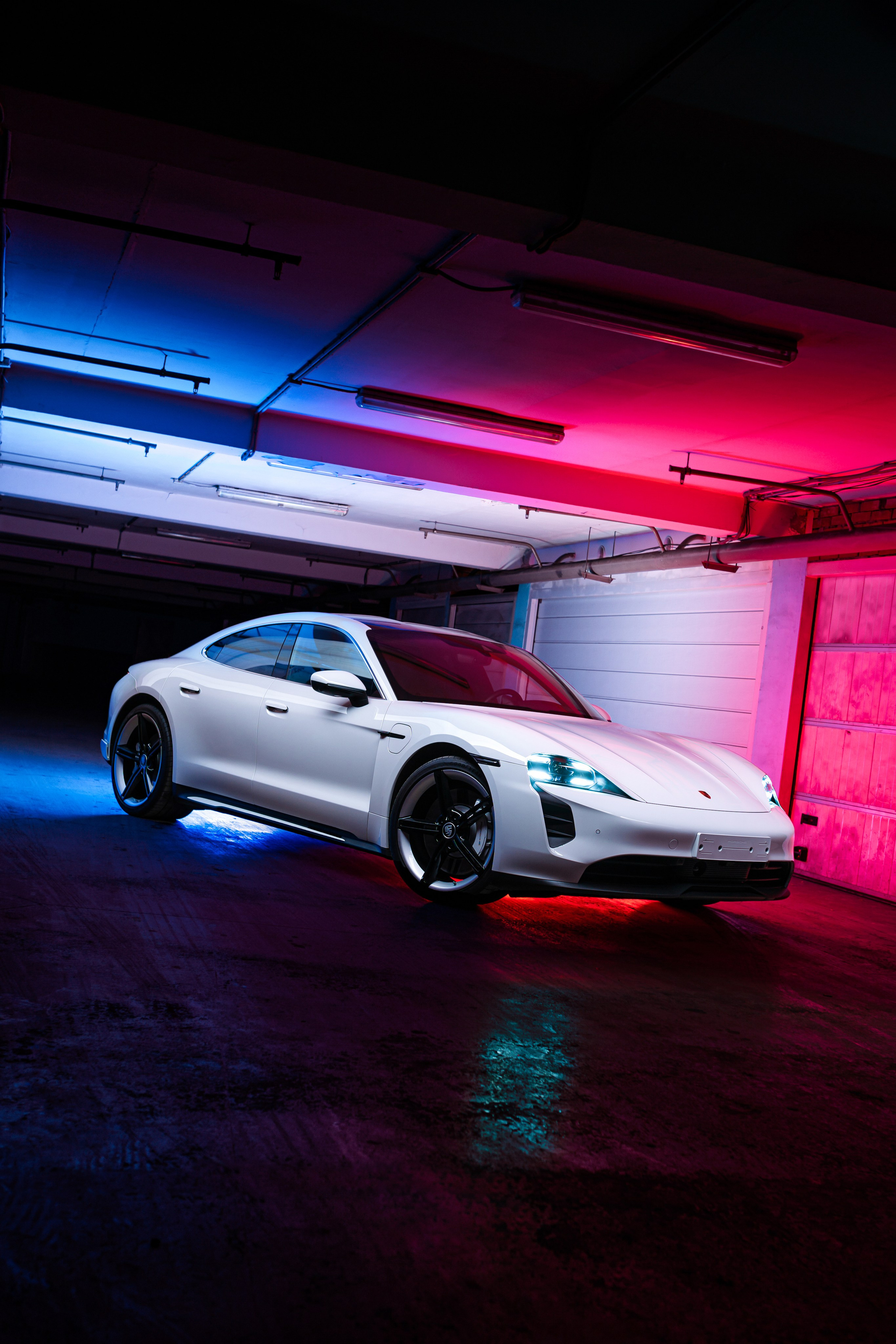 Porsche Taycan 4S. Автомобильный фотограф в Москве | Базилев Александр