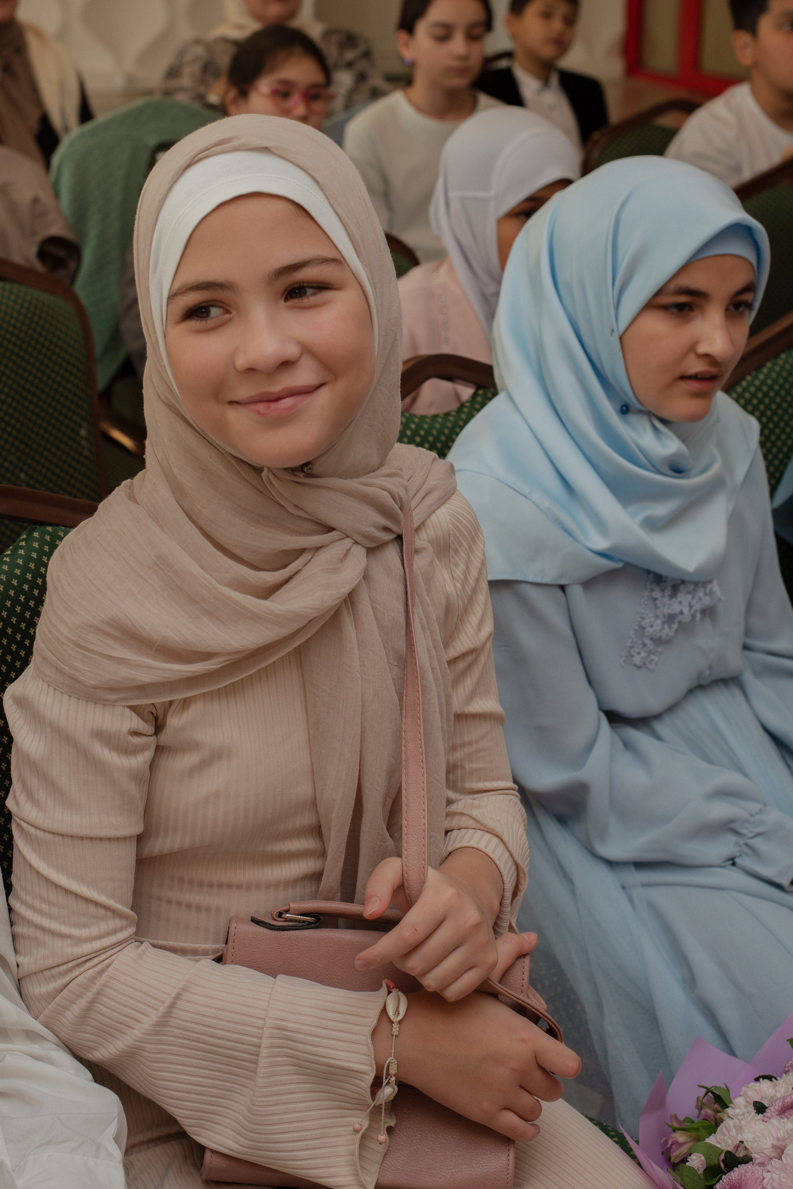 Выпускной в Евразийской женской гуманитарной академии. Лина Курочка — ваш фотограф