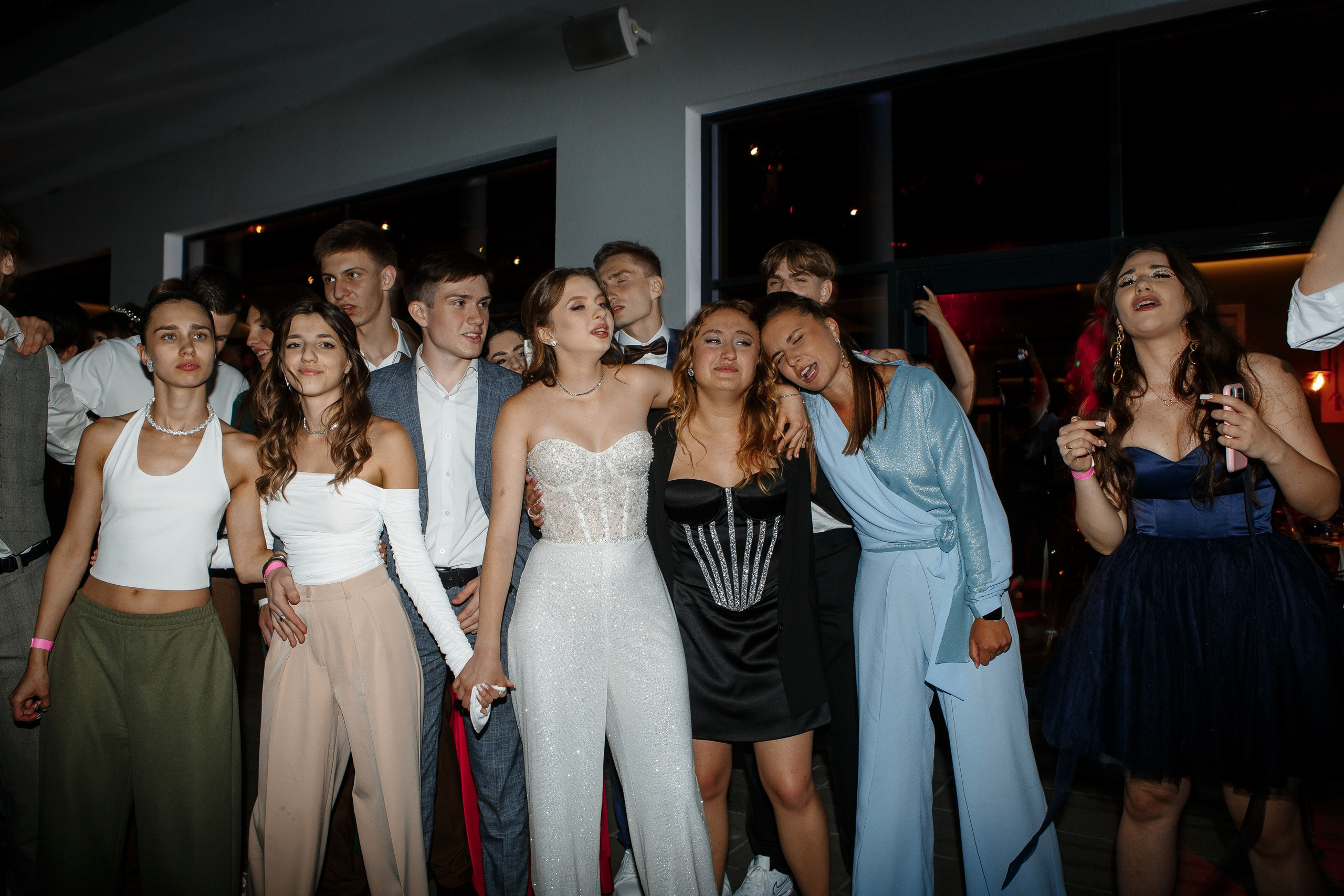 Выпускной Гимназия 12 2024 OpenHouse. Свадебный и портретный Фотограф в Липецке Дмитрий Котюков