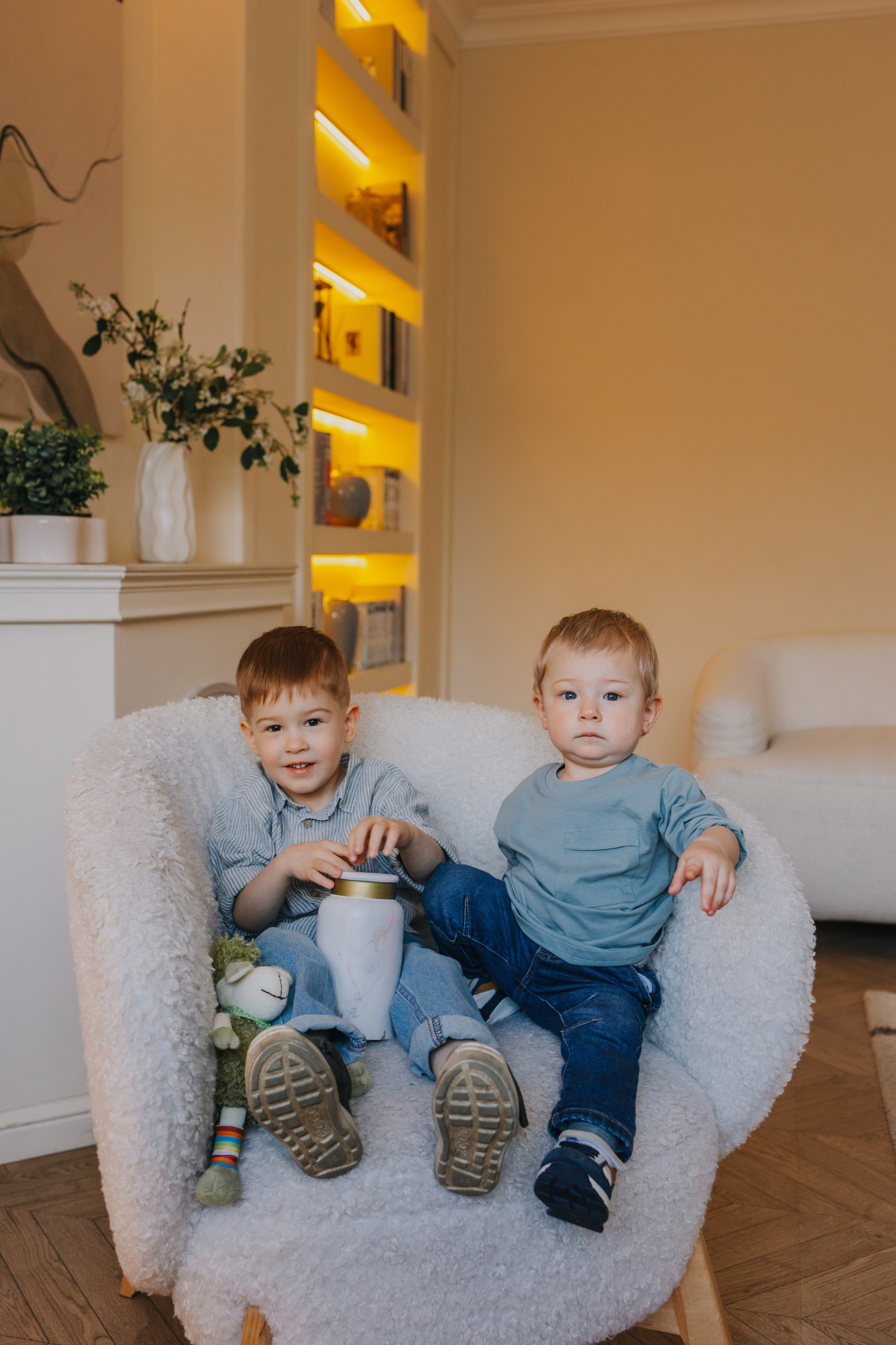 Большая семья. Домашняя фотосессия